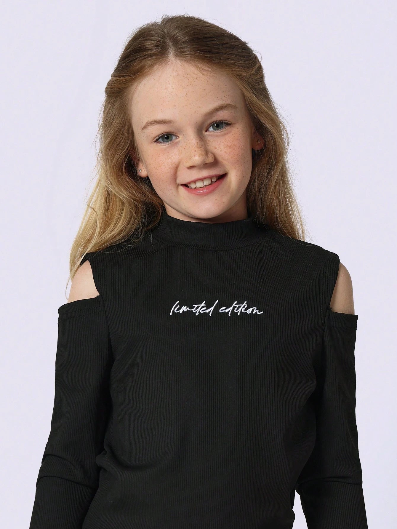 Tween Girls Slim Fit Cold Shoulder Rib Shirt And Cheetah Printed Cargo Pant