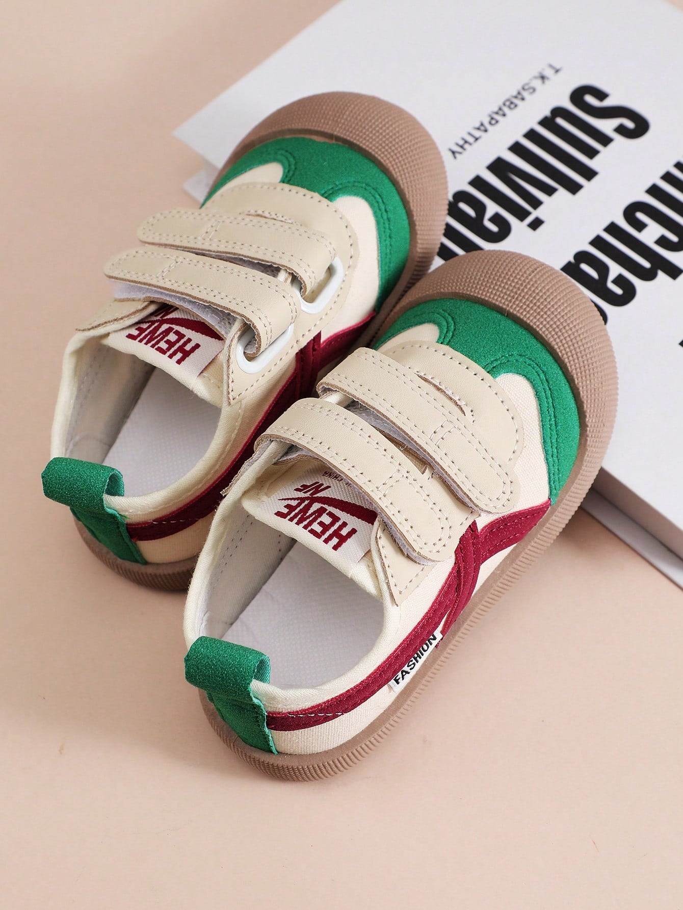 Fashionable Unisex Lightweight Rubber Sole Running Shoes Khaki