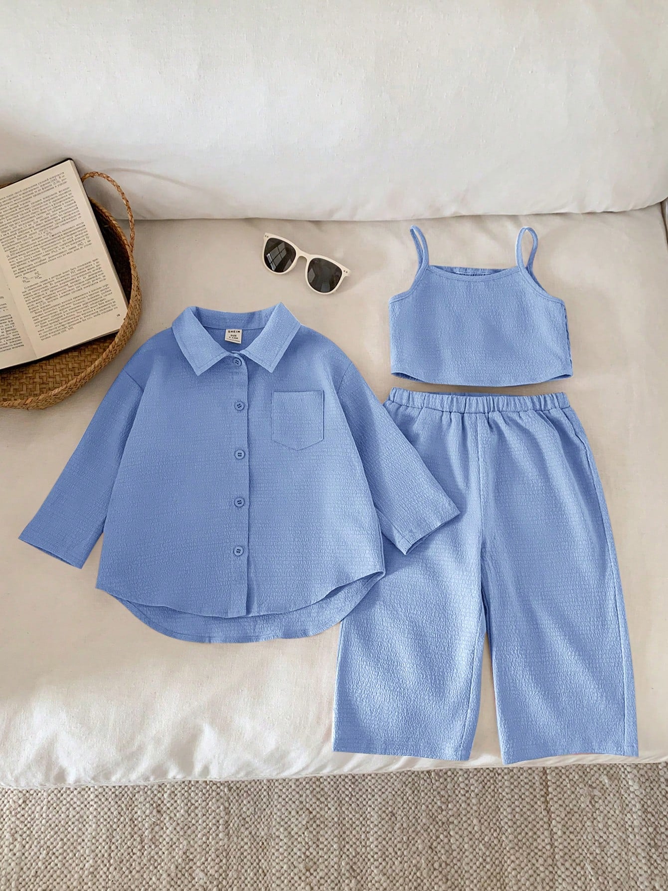 3pcs Baby Girls Minimalist Solid Color "Babygirl" Shirt, Pullover, And Pant Set