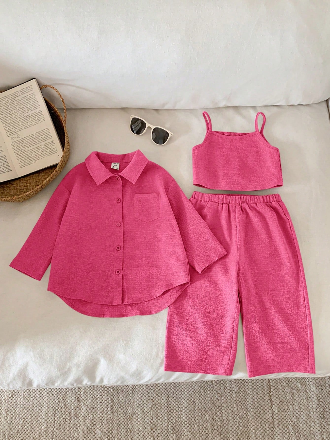 3pcs Baby Girls Minimalist Solid Color "Babygirl" Shirt, Pullover, And Pant Set