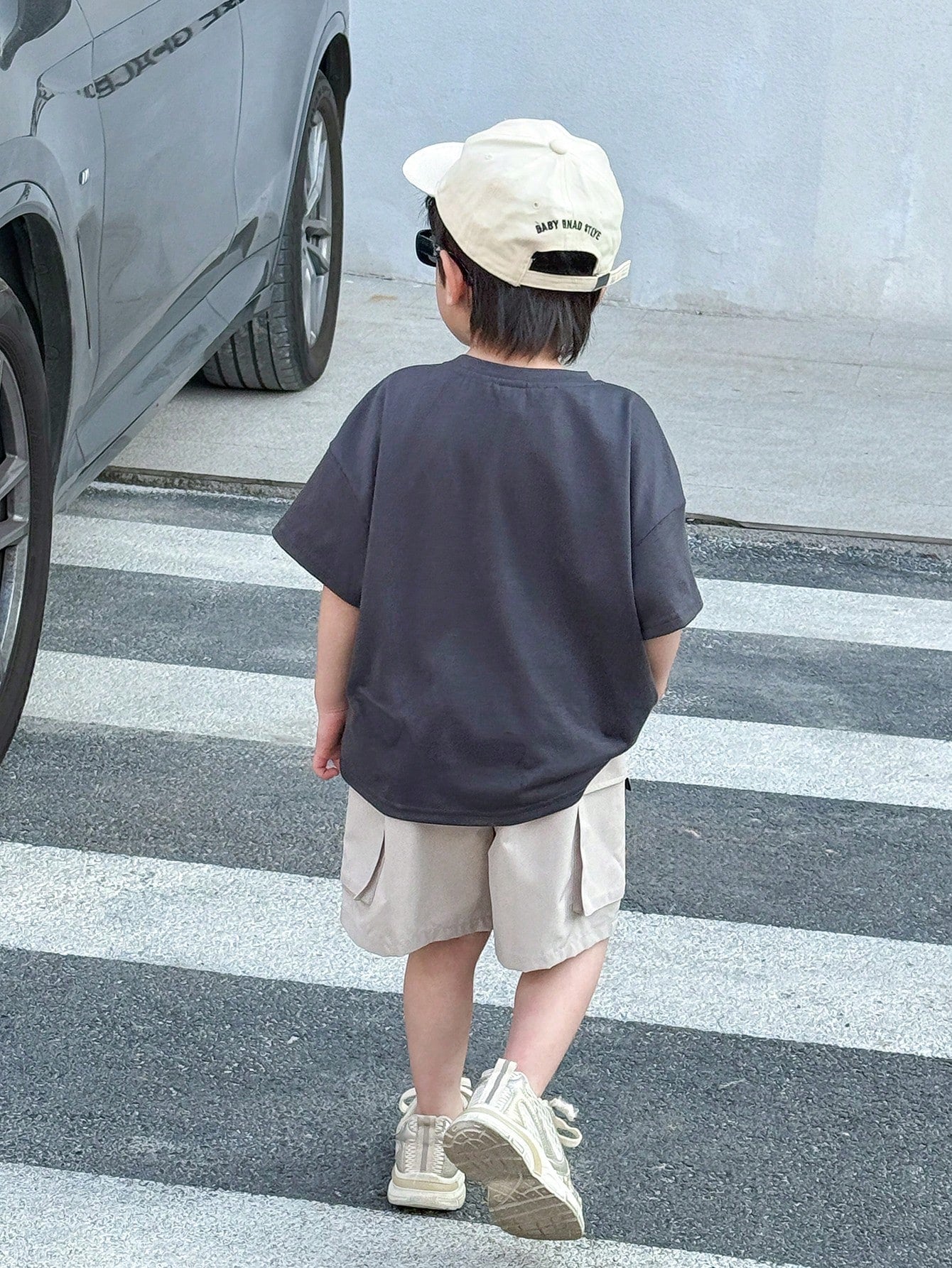 2pcs/Set Young Boys Casual Comfortable Car Print Short Sleeve Top And Shorts