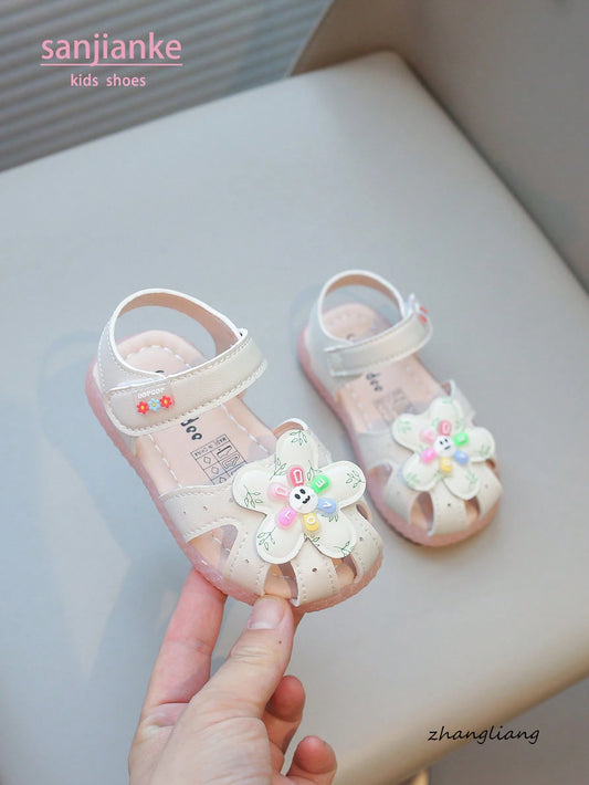 Fashion Girls Hollow Smiling Face Flower Design Sandals