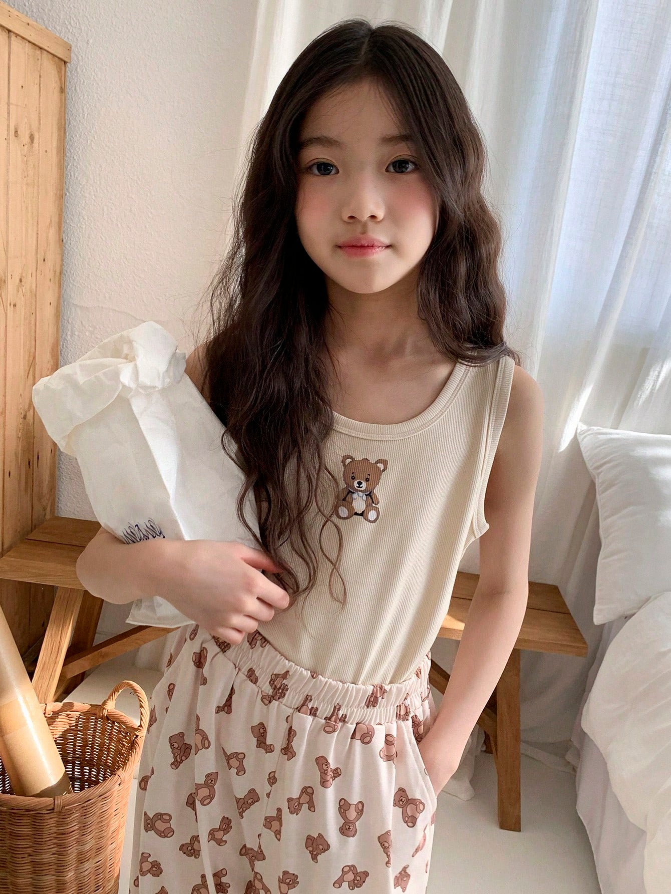 DAZY Tween Girl Bear Print Top & Allover Print Flowy Pants Sleepwear Set