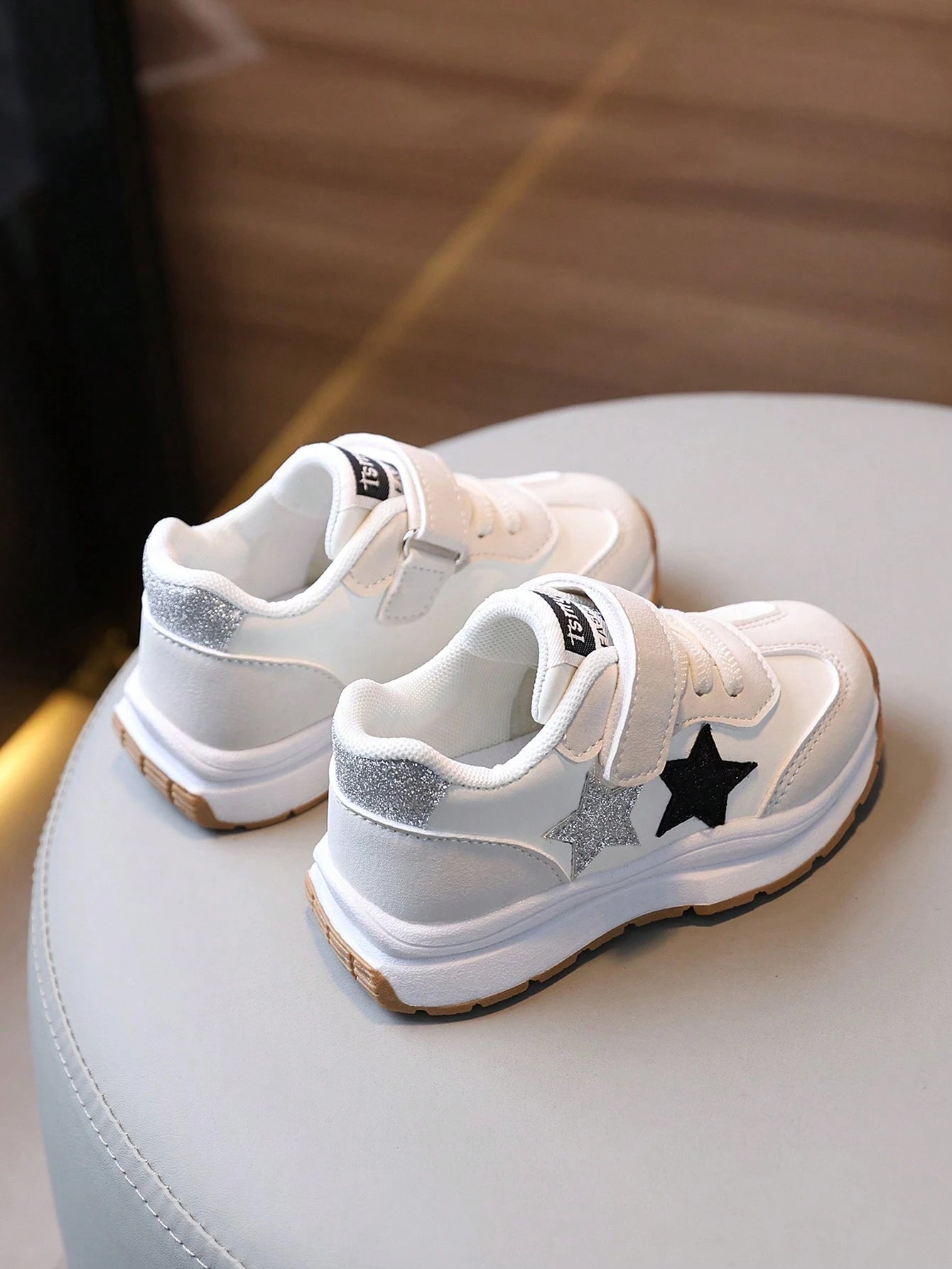 New Soft Soled Non Slip Leather Surface Children's Sports Shoes
