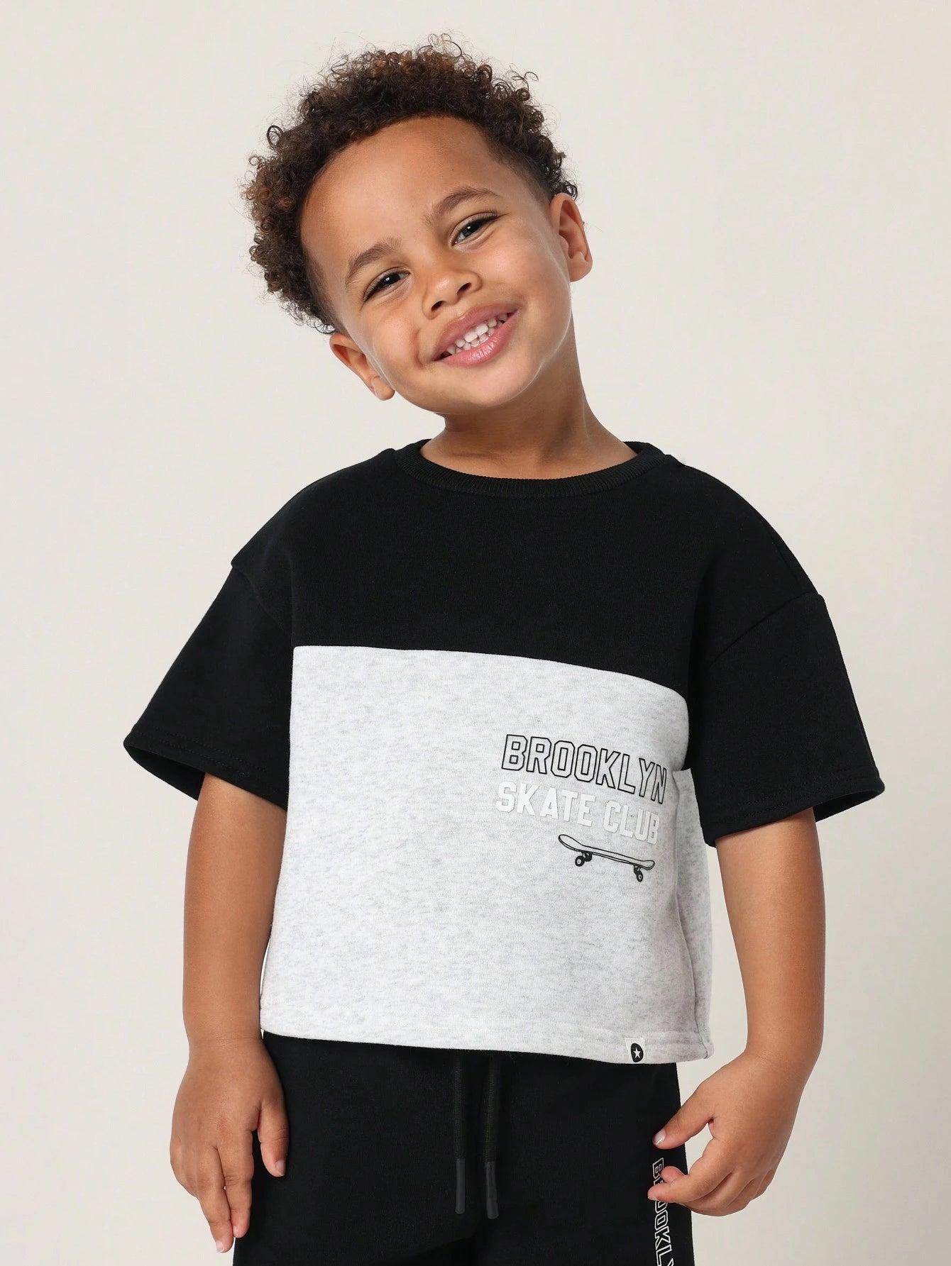 Young Boys Comfy Oversized Fit Colour Block Panel Short Sleeve T-Shirt And Short