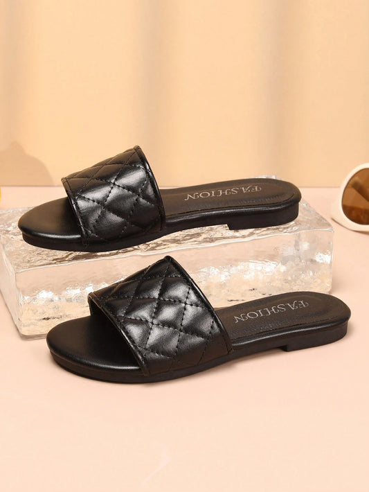 1 Pair Girls Rhombic Quilted Decorated, Minimalist Solid Slipper