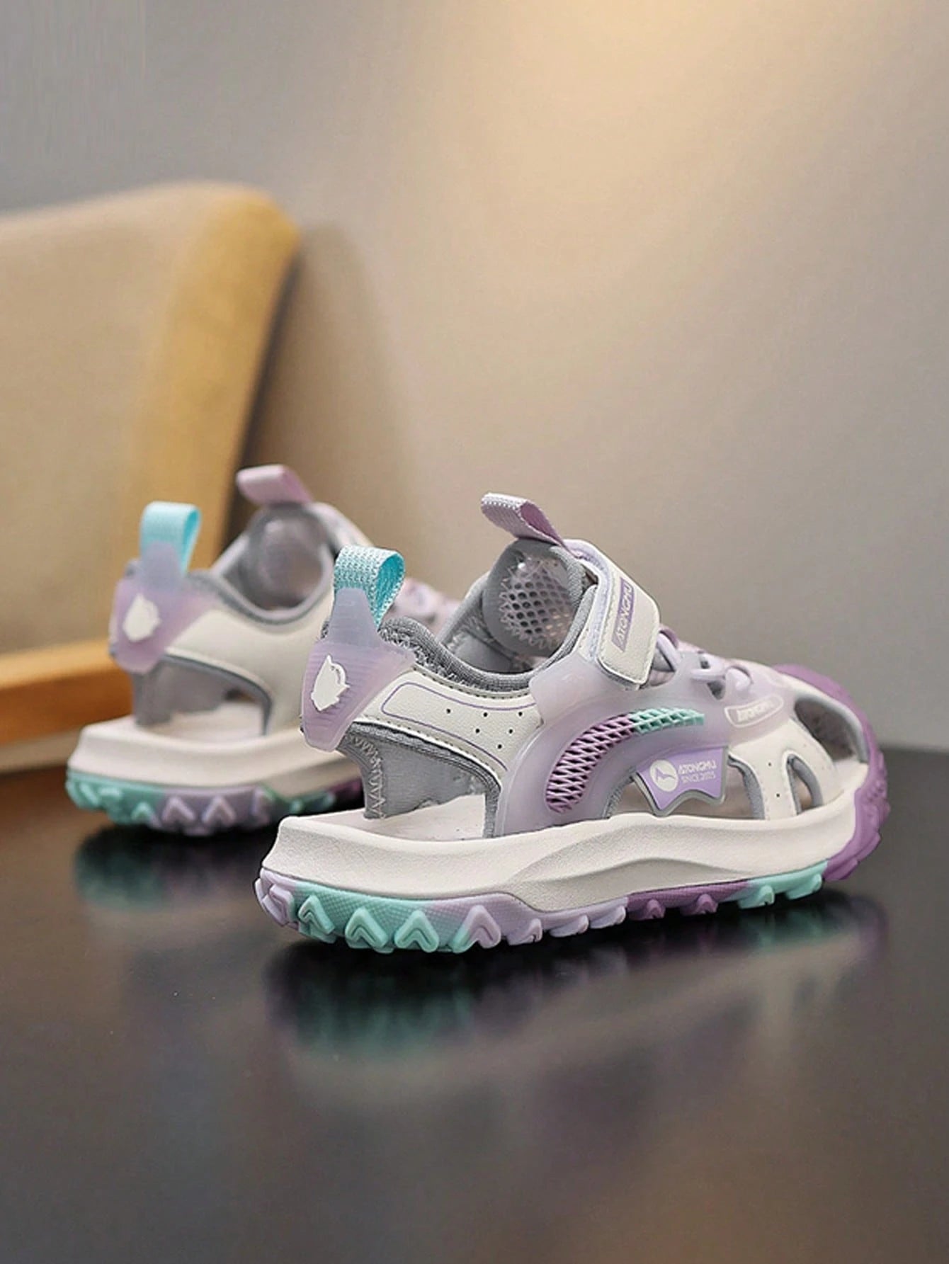 Children Boys' Outdoor Style Non-Slip Sports Sandals With Leather Mesh Design