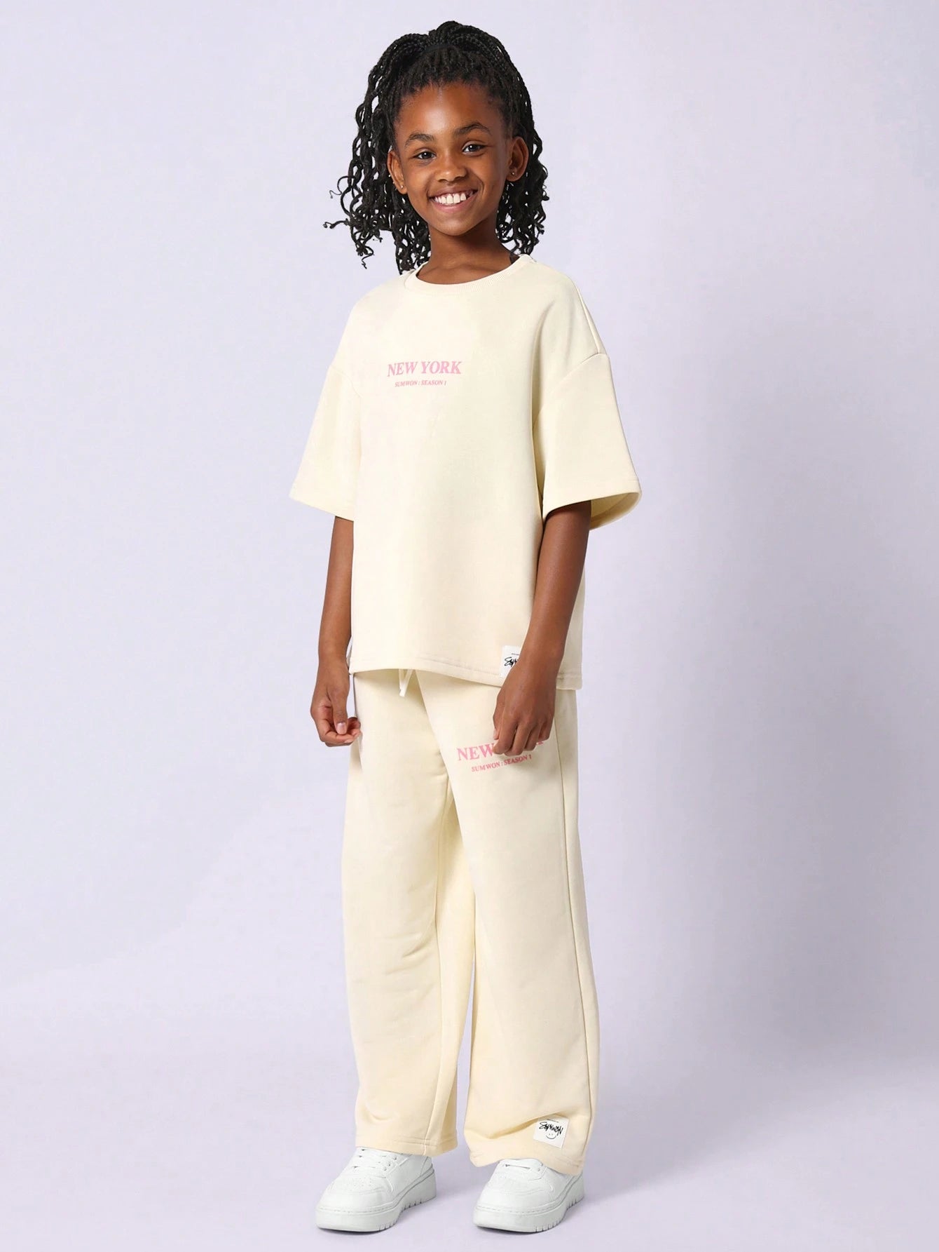 Tween Girls Everyday Oversized Tee And Loose Fit Jogger With New York Graphic Print