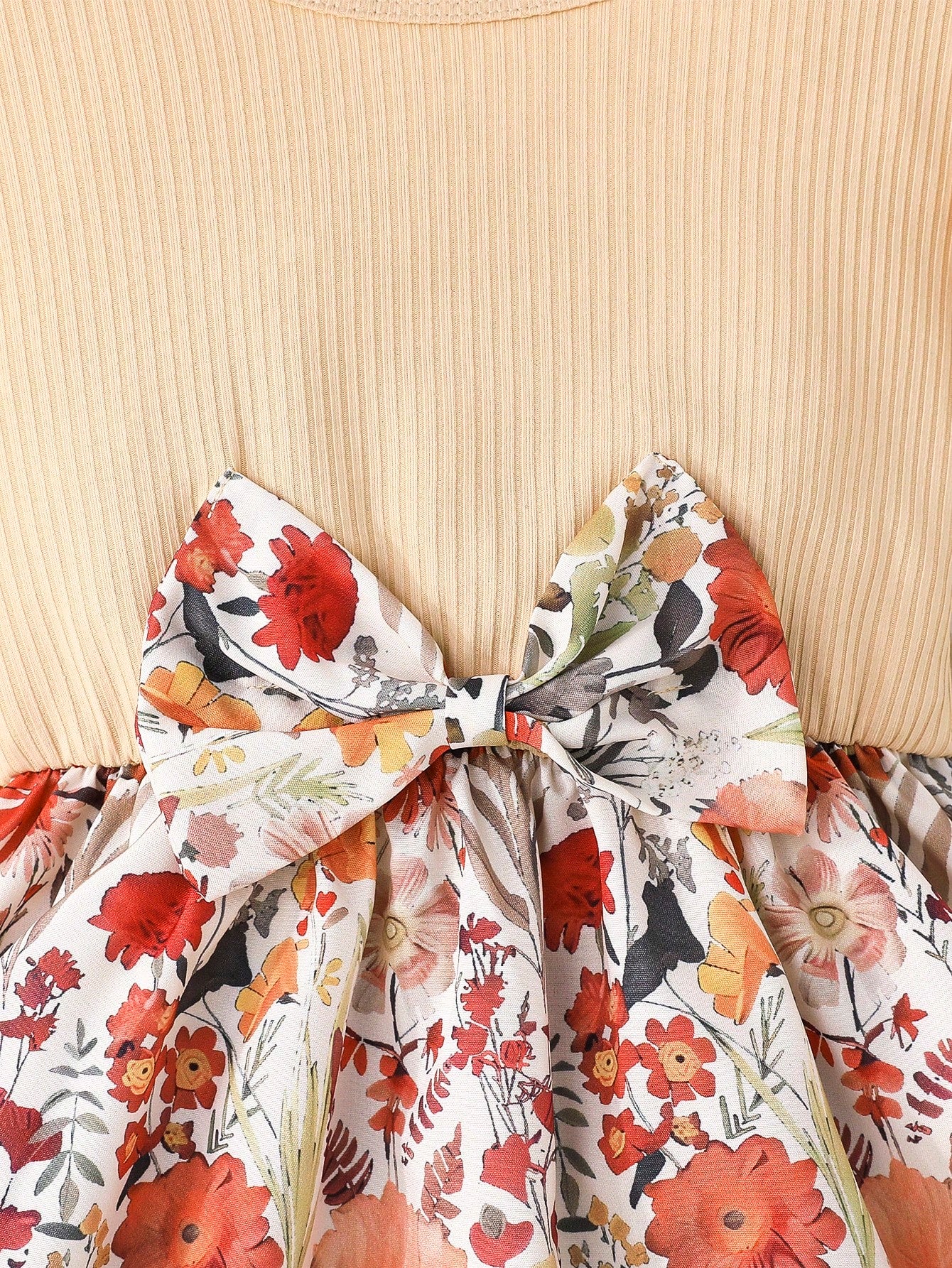 Young Girl Sweet Ruffled Sleeve Round Neck Bow Tied Floral Jungle Print Casual Dress