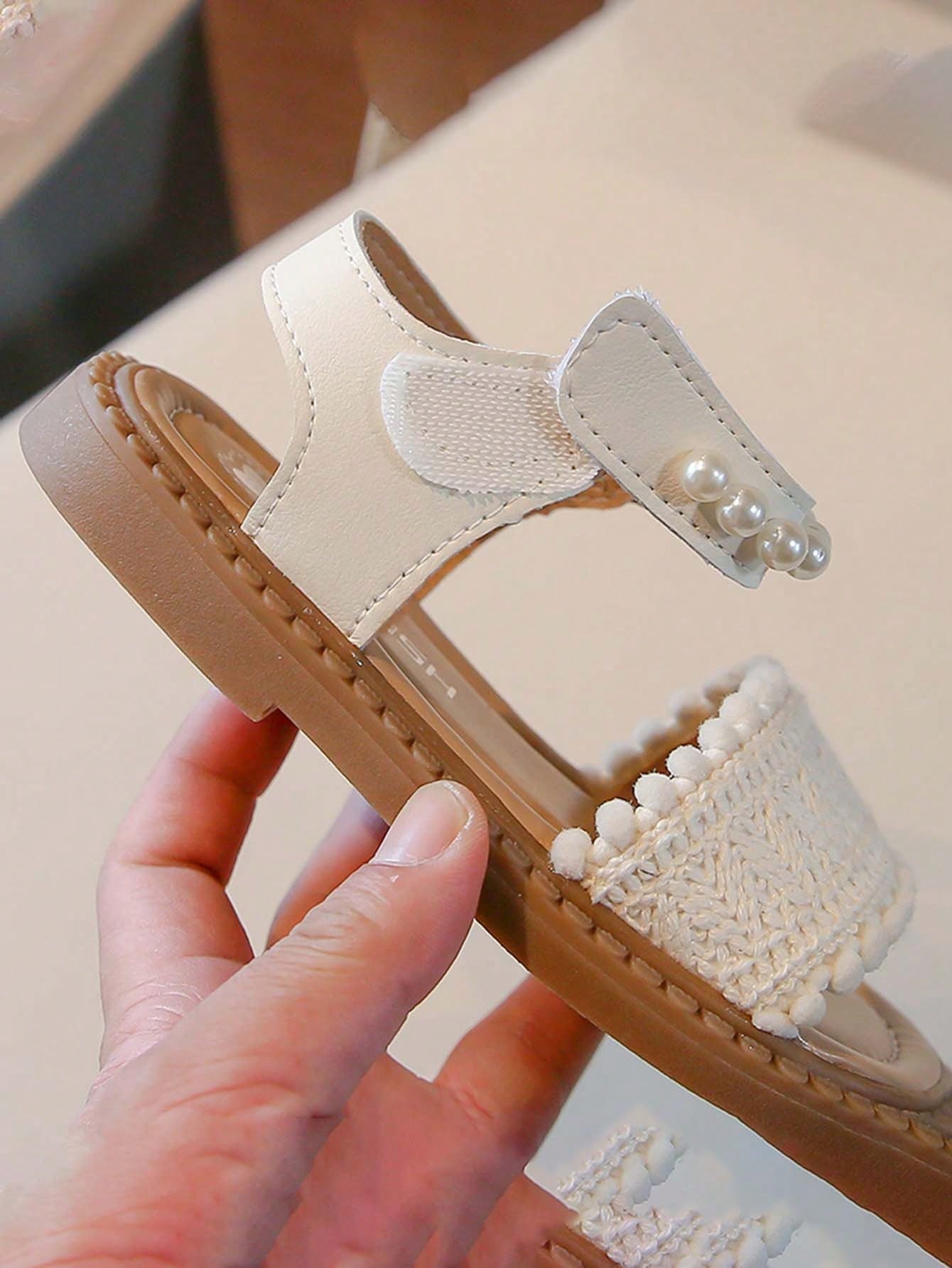 1 Pair Girls Fashion Pearl Decorated Soft Bottom Sandals