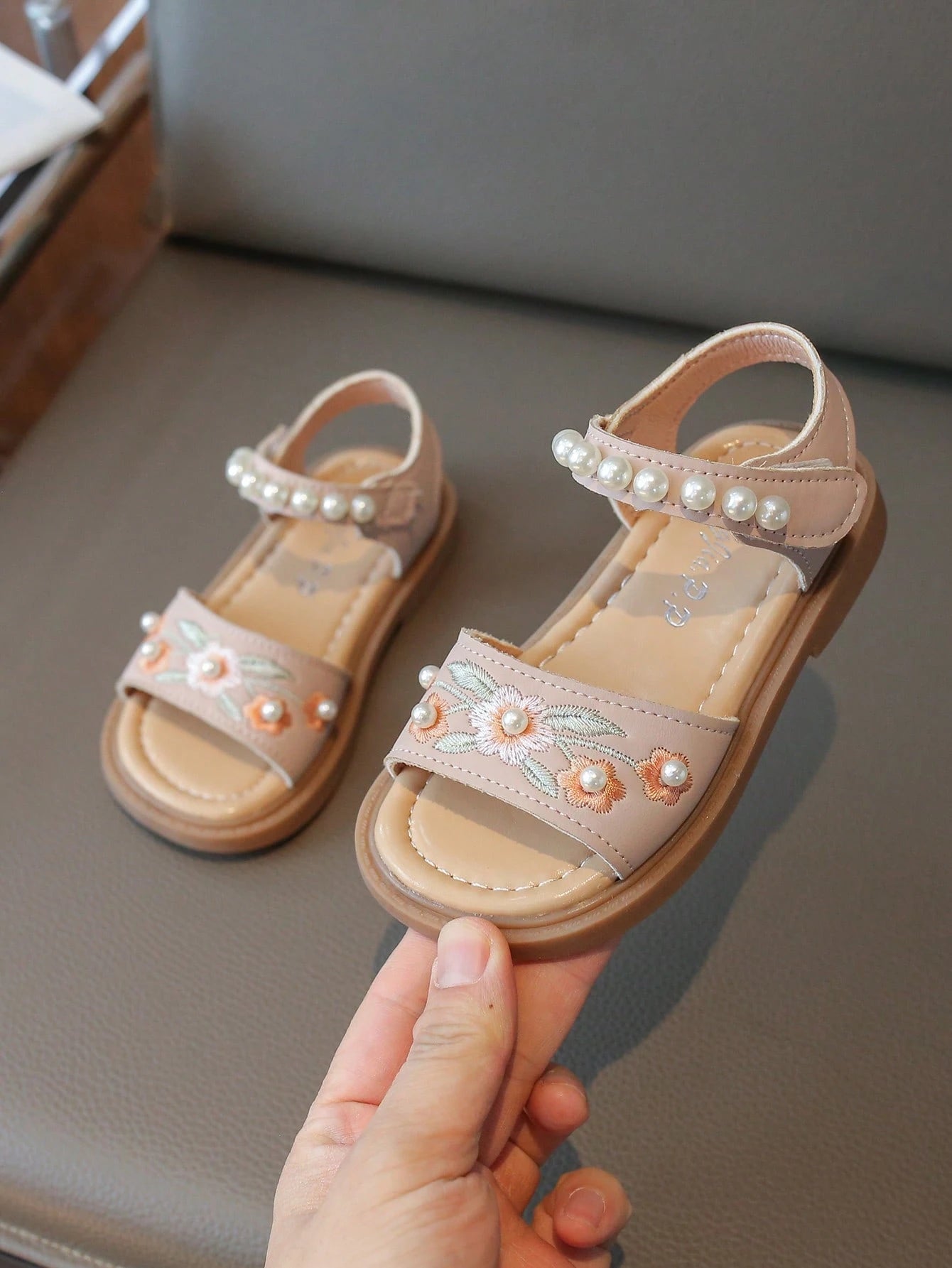1 Pair Fashionable Minimalist Pearl Flower Hook And Loop Girls Flat Sandals Pink