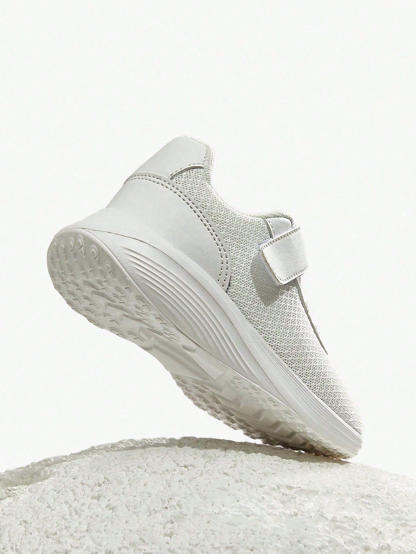 Boys' Comfortable Fashionable Casual Lightweight Running Sports Shoes