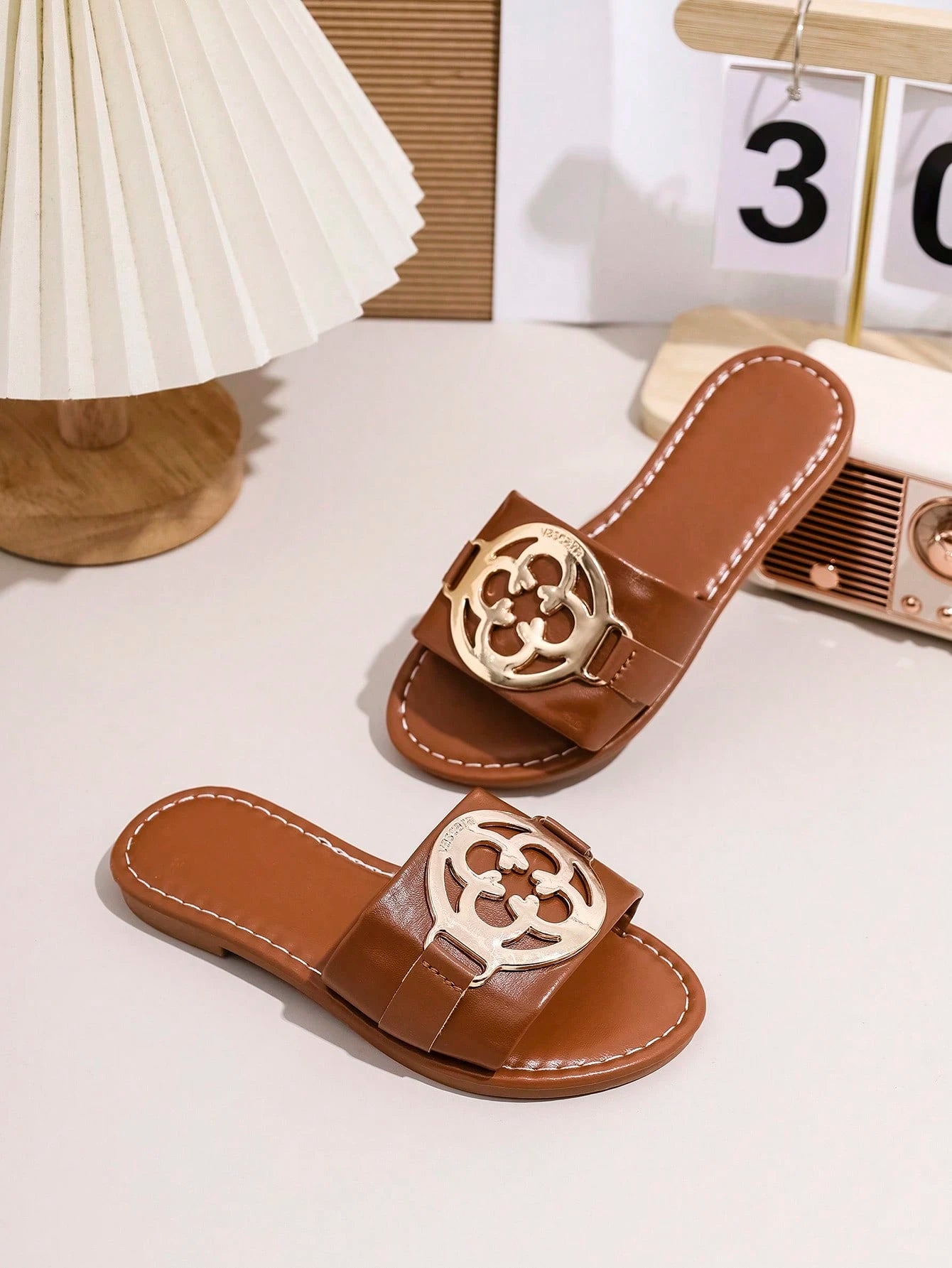 Non-Slip Flat Casual Fashion Versatile Strap Slides