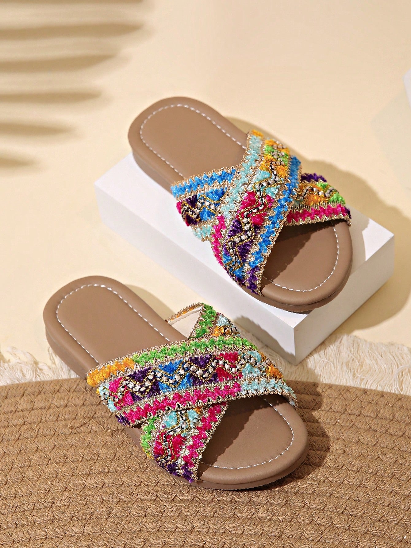 Kids Flat Sandals, Girls Flat Heel Slippers