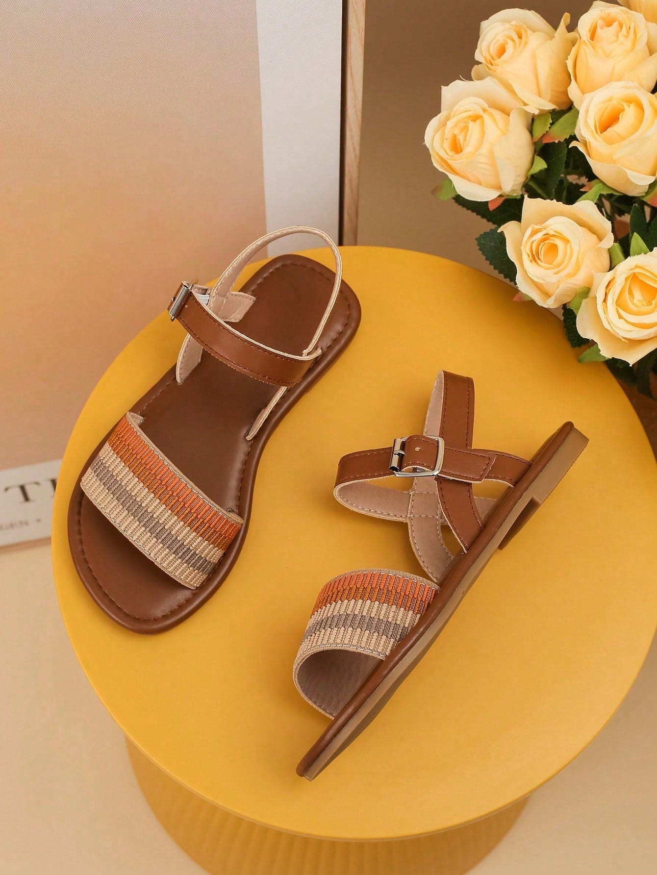 Fashionable & Comfortable Flat Sandals