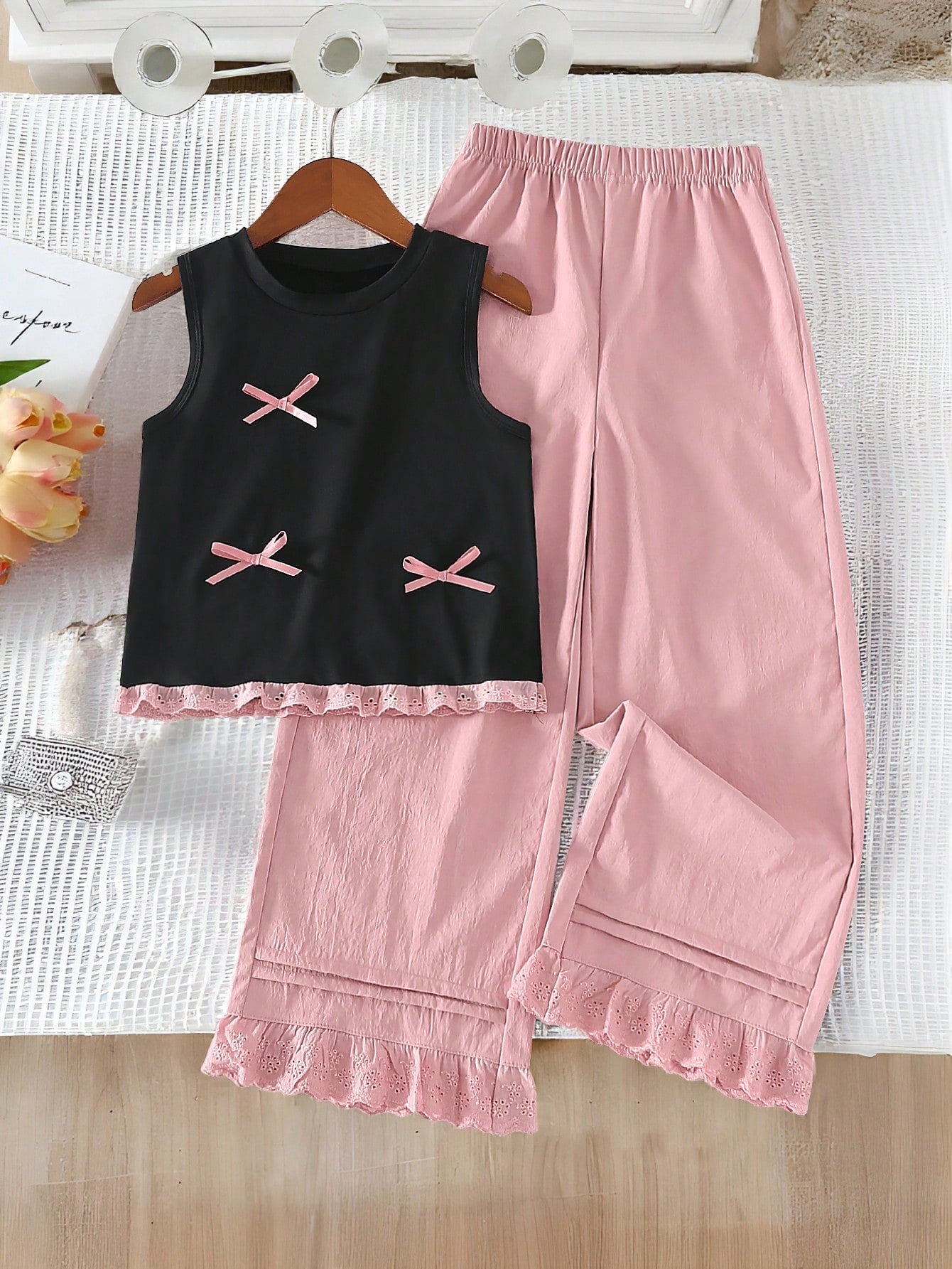 Sweet Lady Round Neck Sleeveless 3D Bow Embroidery Ruffle Vest And Elastic Waist Wide Leg Color Block Ruffle Hem Shorts Pink