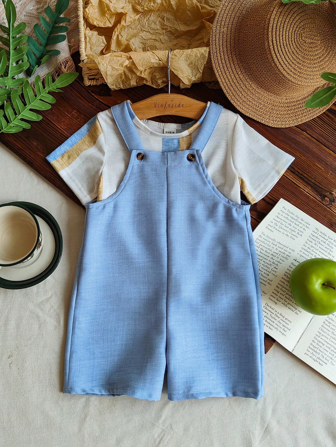 2pcs Baby Boy Casual Striped Top And Bib Pants Set