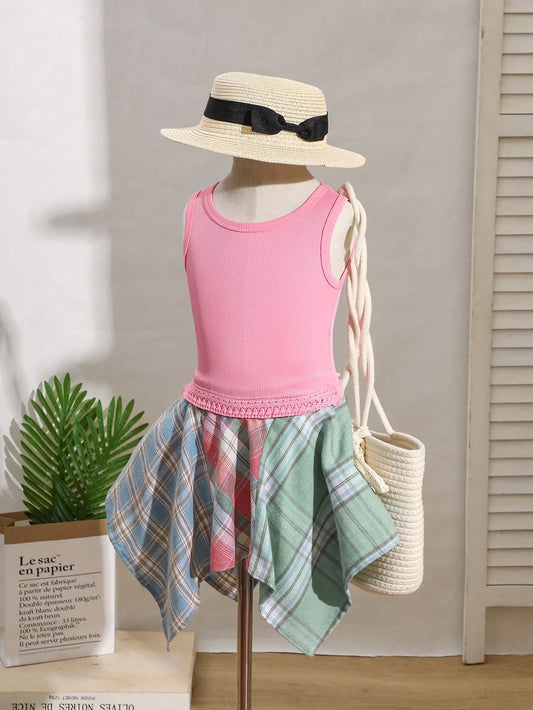 Mummy & Mee, 2pcs Young Girl Summer Outfit - Solid Color Camisole Top Paired With Plaid Color Block Asymmetric Skort Set