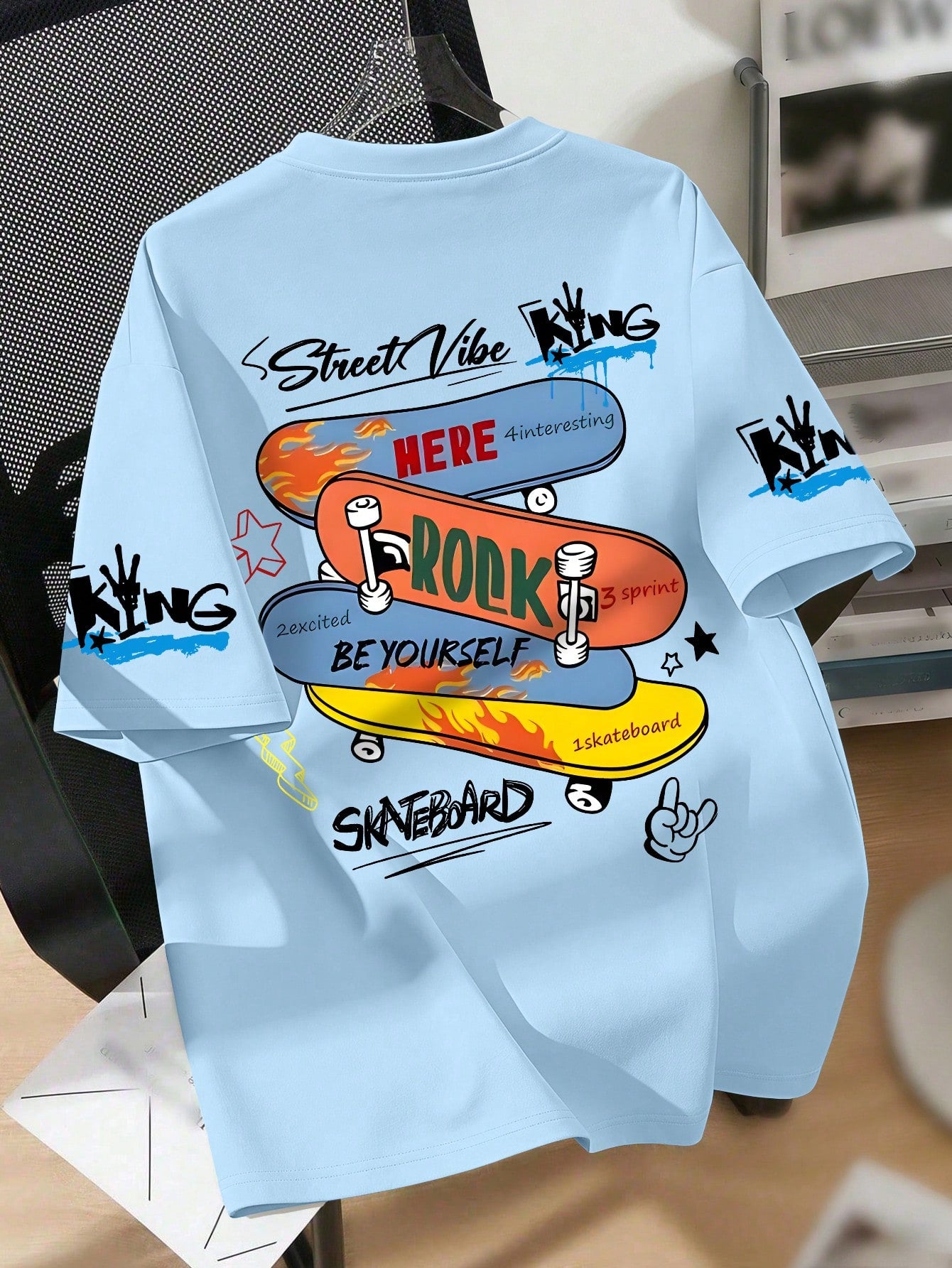 Teenage Boy Skateboard Print Round Neck T-Shirt