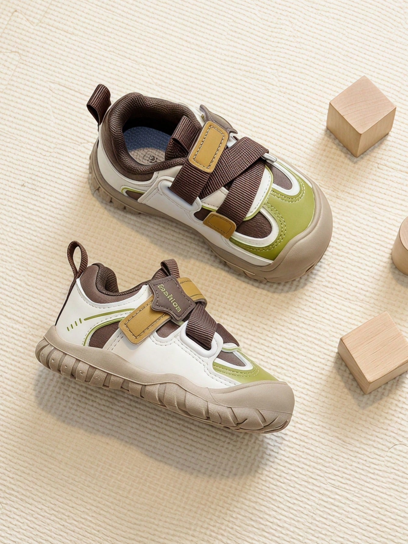 Retro Color-Block Anti-Collision Toe Design, Outdoor Casual Style