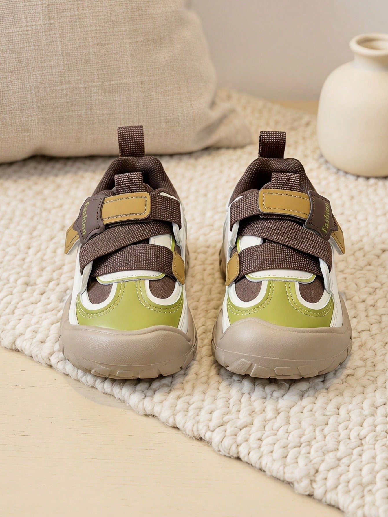 Retro Color-Block Anti-Collision Toe Design, Outdoor Casual Style