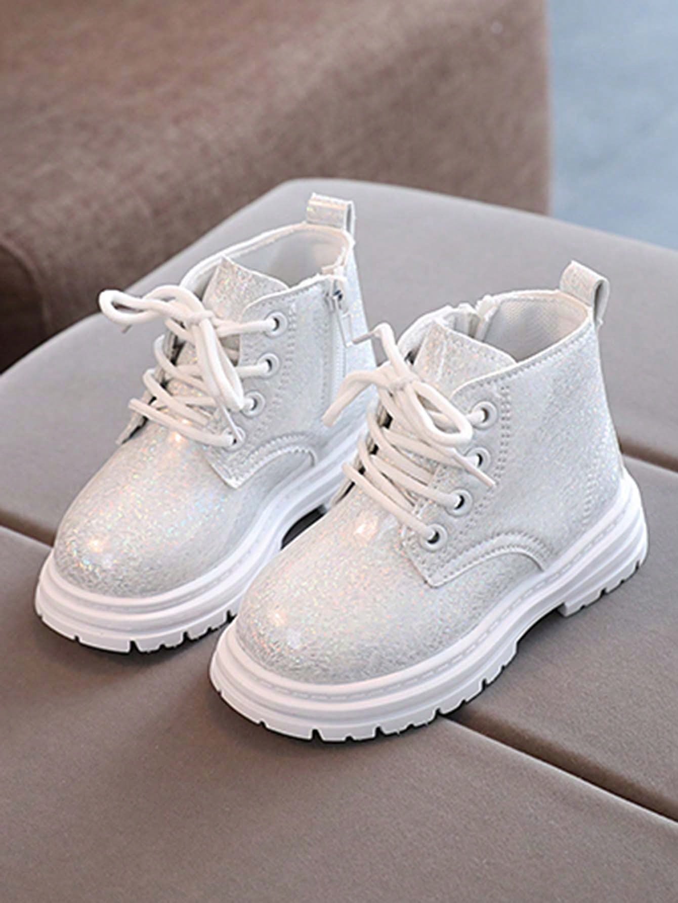 1 Pair Fashionable Classic Round Toe PU Shiny Cute Princess Boots White 2
