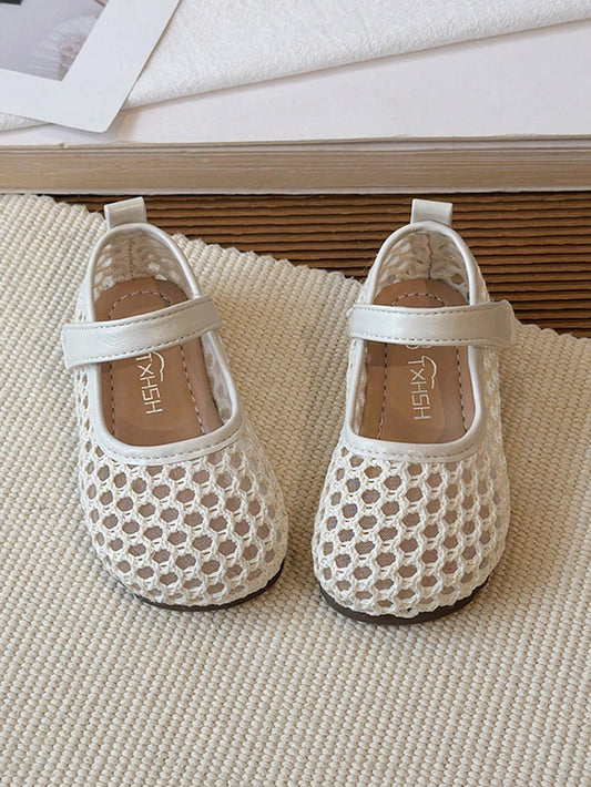 1 Pair Girls' Casual Fashion Baby Flat Shoes, Solid Color Fishnet & Floral Decor