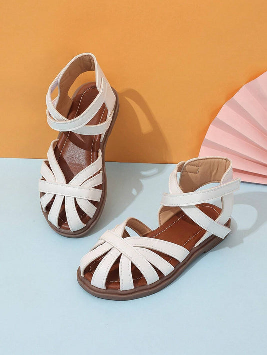 1 Pair Girls Hollow-Out PU Bandage Decor Flat Cute Sandals CN31