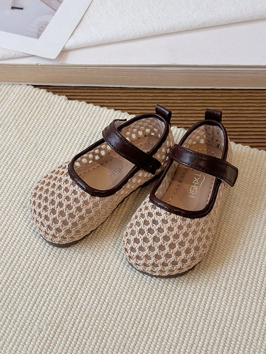 1 Pair Girls' Casual Fashion Baby Flat Shoes, Solid Color Fishnet & Floral Decor