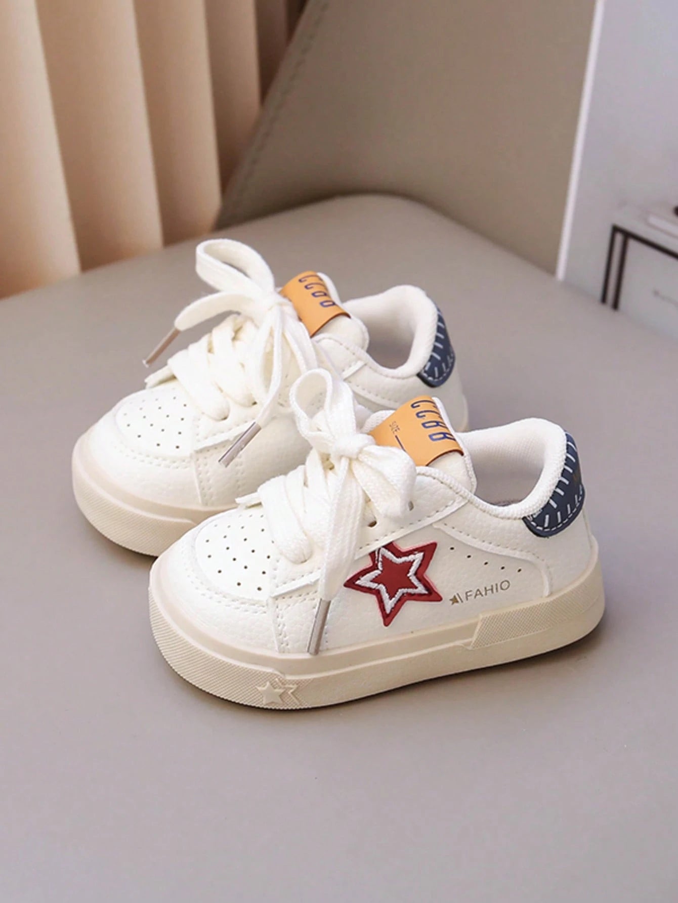 1 Pair New Star Pattern Soft Sole Anti-Slip Baby Walking Shoes