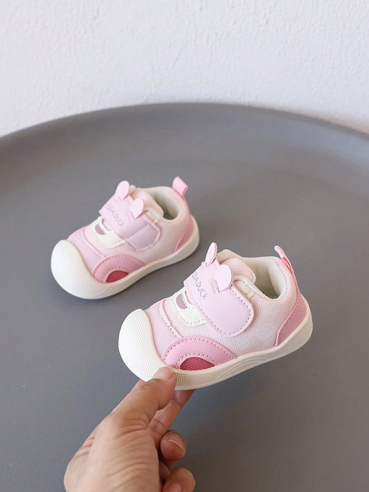 1 Pair Toddler Shoes, Cute Cartoon Decor, Made Of Mesh Fabric Pink