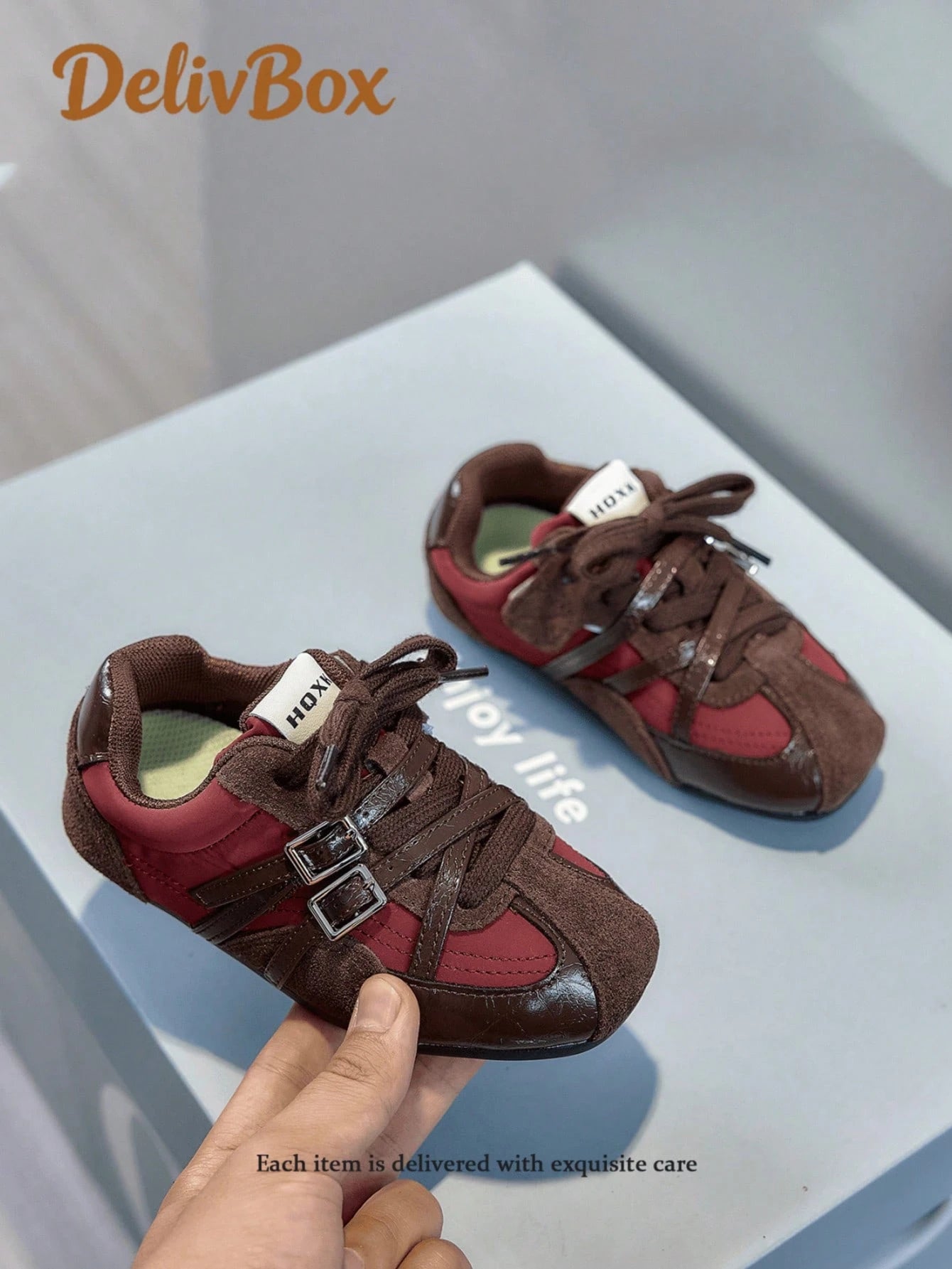1 Pair Unisex Kids Brown & Burgundy Colorblock + Double Metal Buckle shoes
