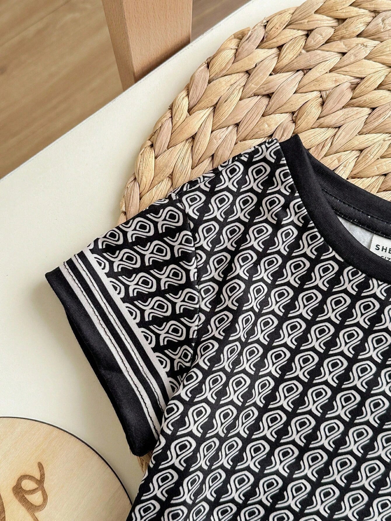 Boys/Girls Print Block Short Sleeve T-Shirt And Elastic Waist Shorts Set