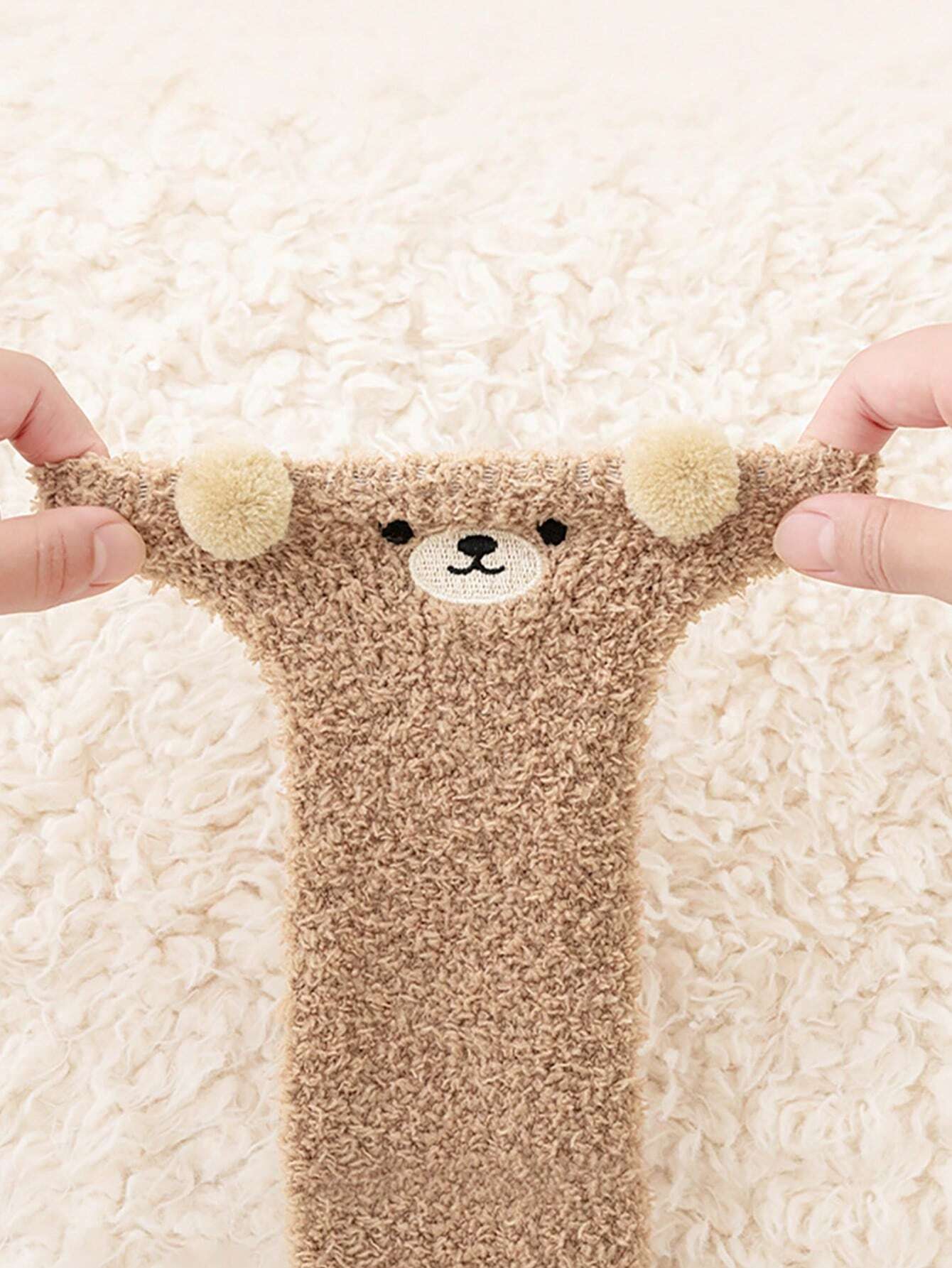 2pcs/Pair Infant Coral Fleece Long Leg Socks With Cute Bear Designs