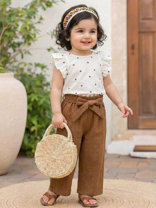 Young Girl Knitted Ruffle Collar Top And Ditsy Floral Loose Pants Set
