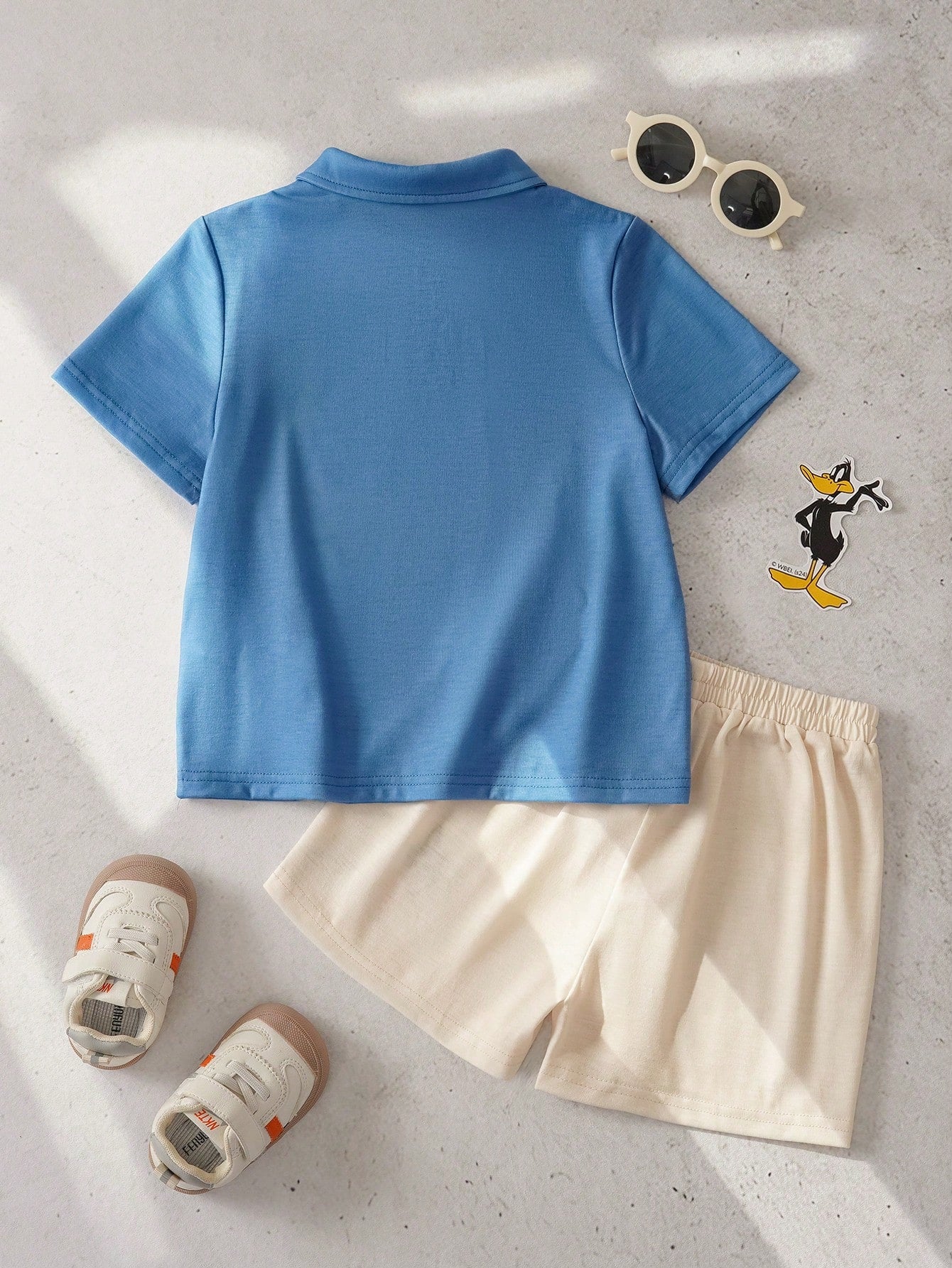 Young Boy Looney Tunes Cartoon Print T-Shirt And Shorts Set