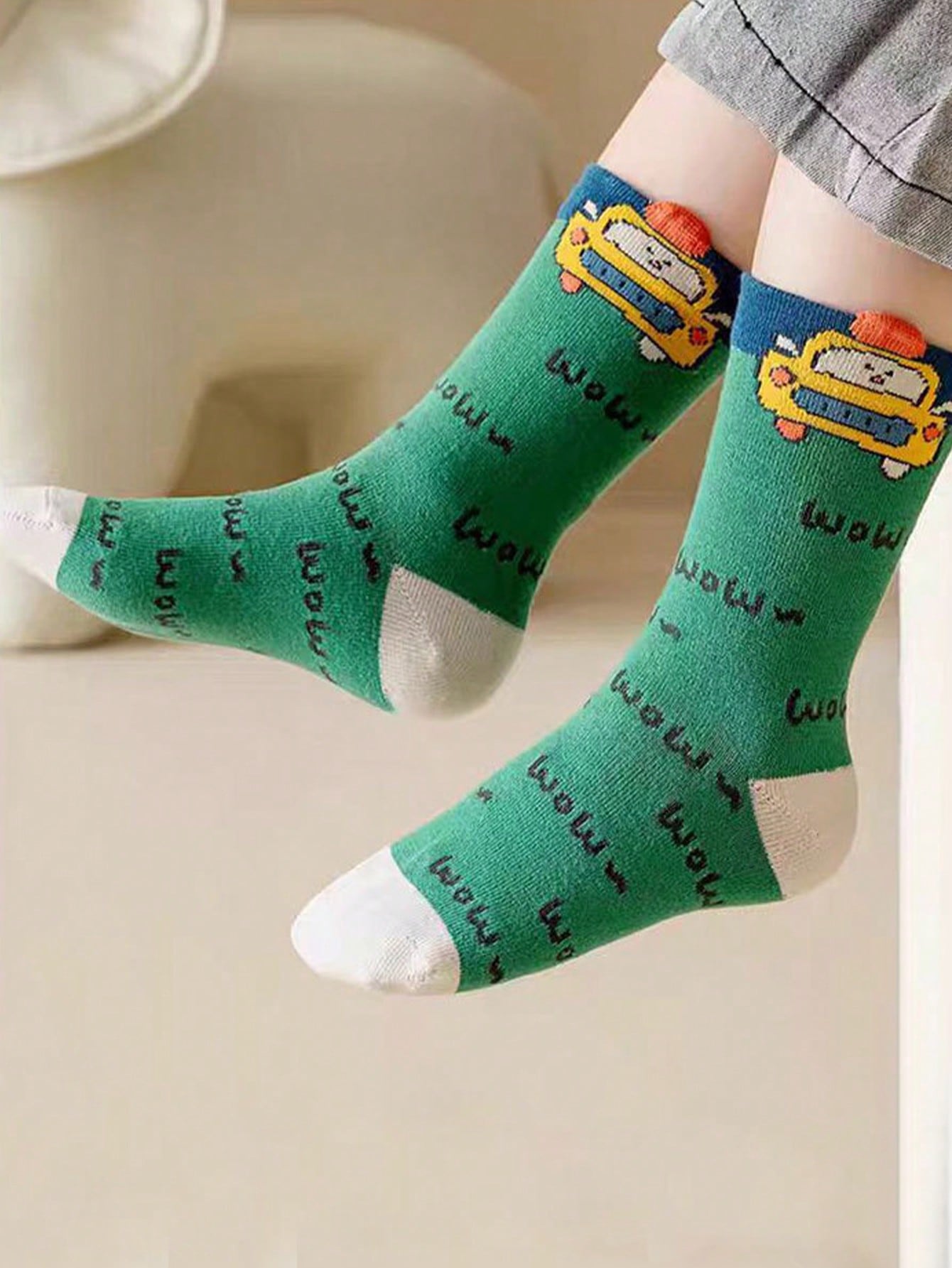 Pairs Cartoon Car & Train Pattern Mid-Calf Socks