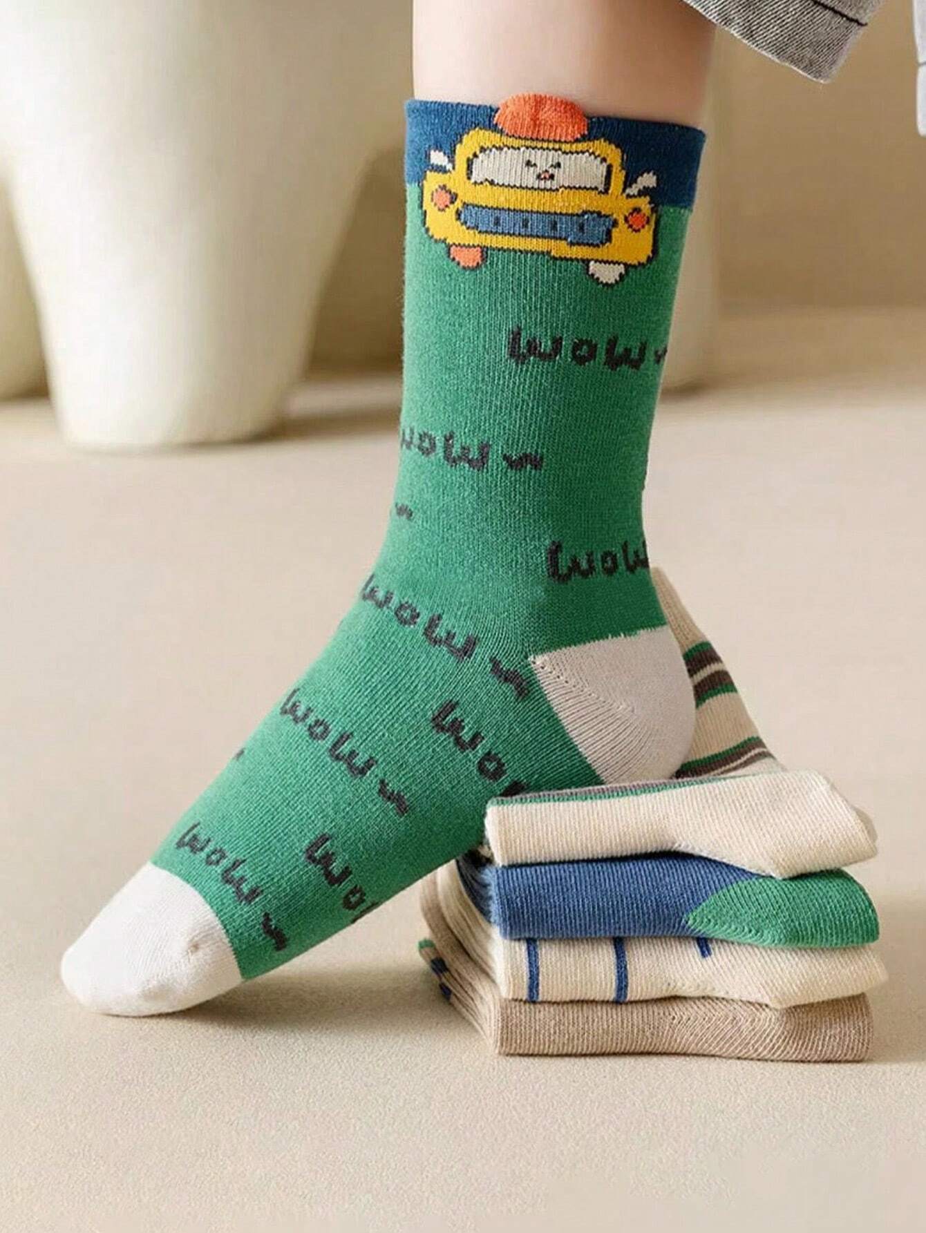 Pairs Cartoon Car & Train Pattern Mid-Calf Socks