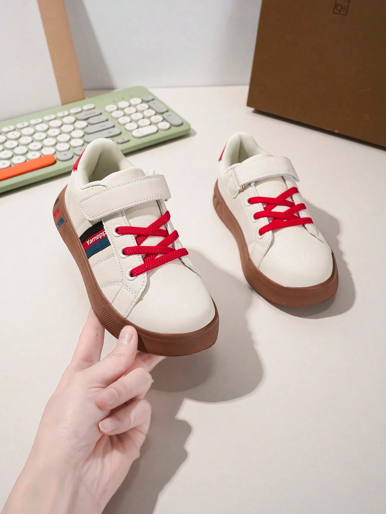 Elastic And Soft Patchwork Design Shoes