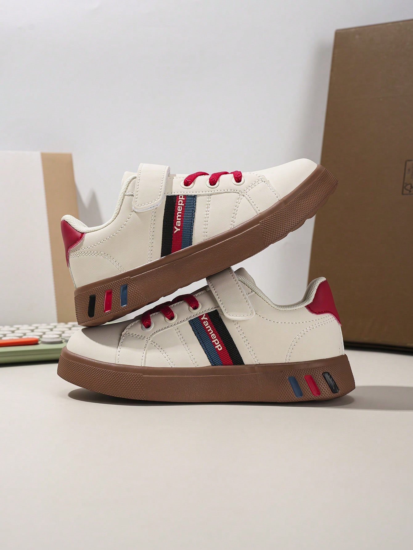Elastic And Soft Patchwork Design Shoes