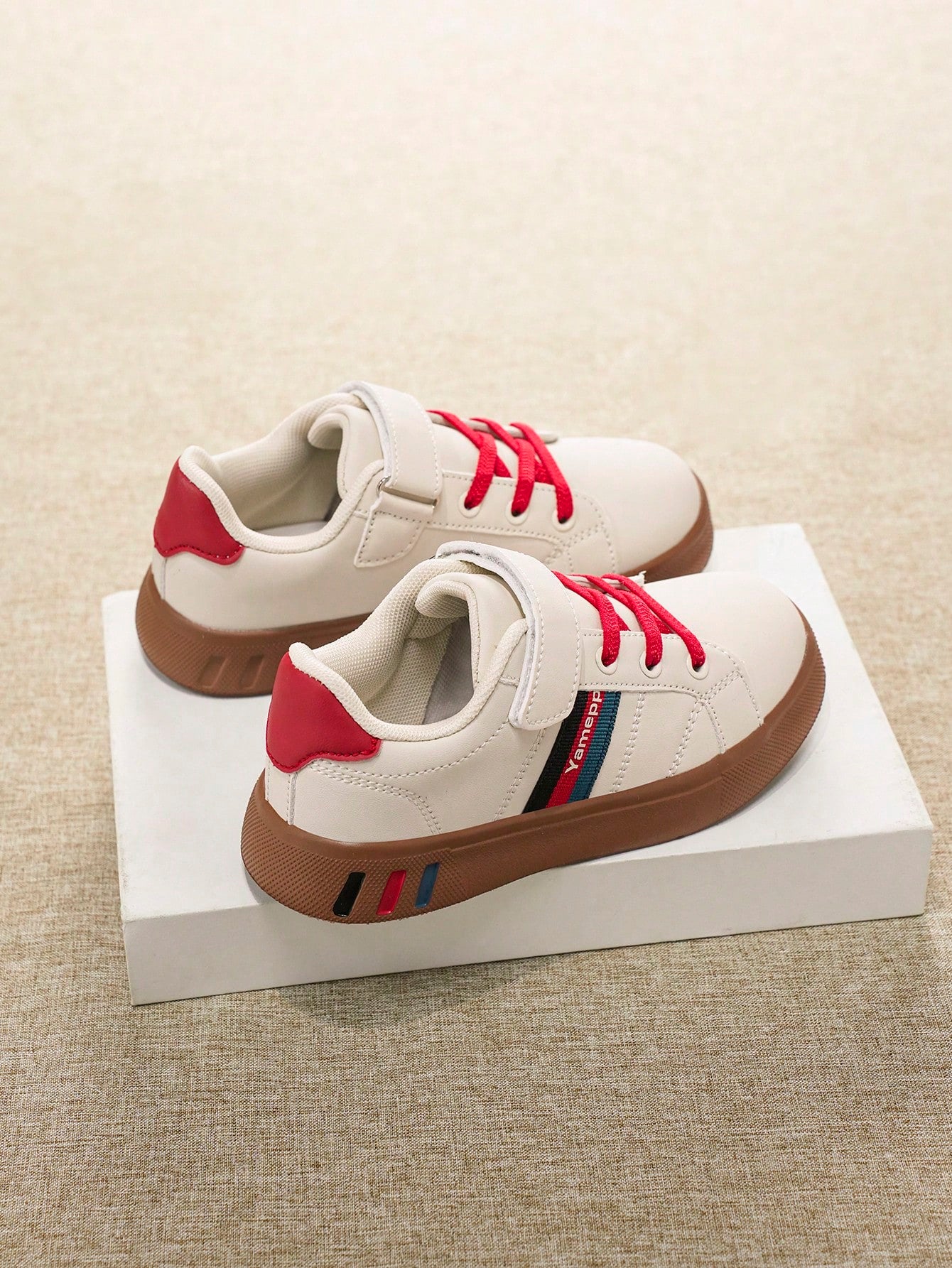 Elastic And Soft Patchwork Design Shoes