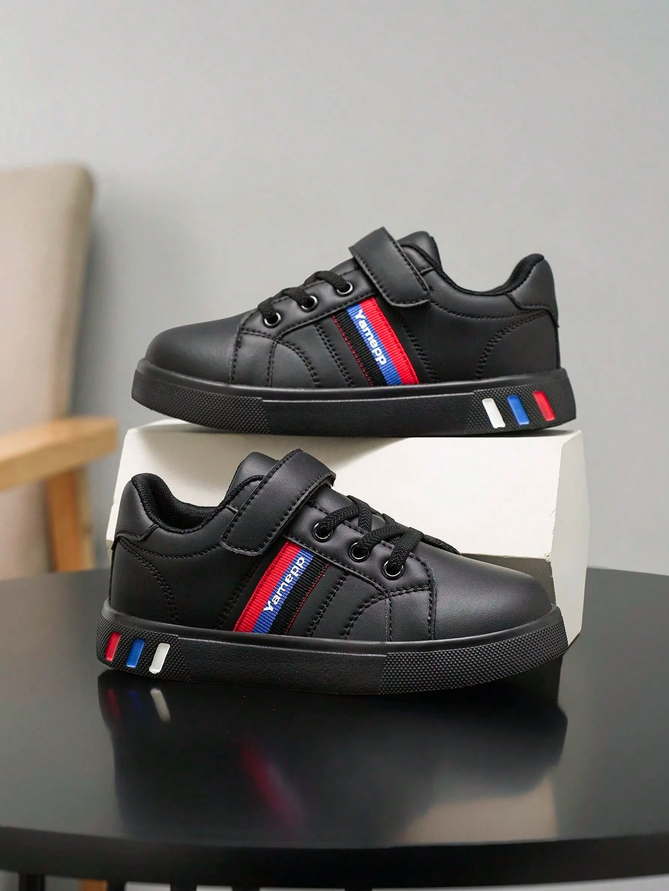 Elastic And Soft Patchwork Design Shoes