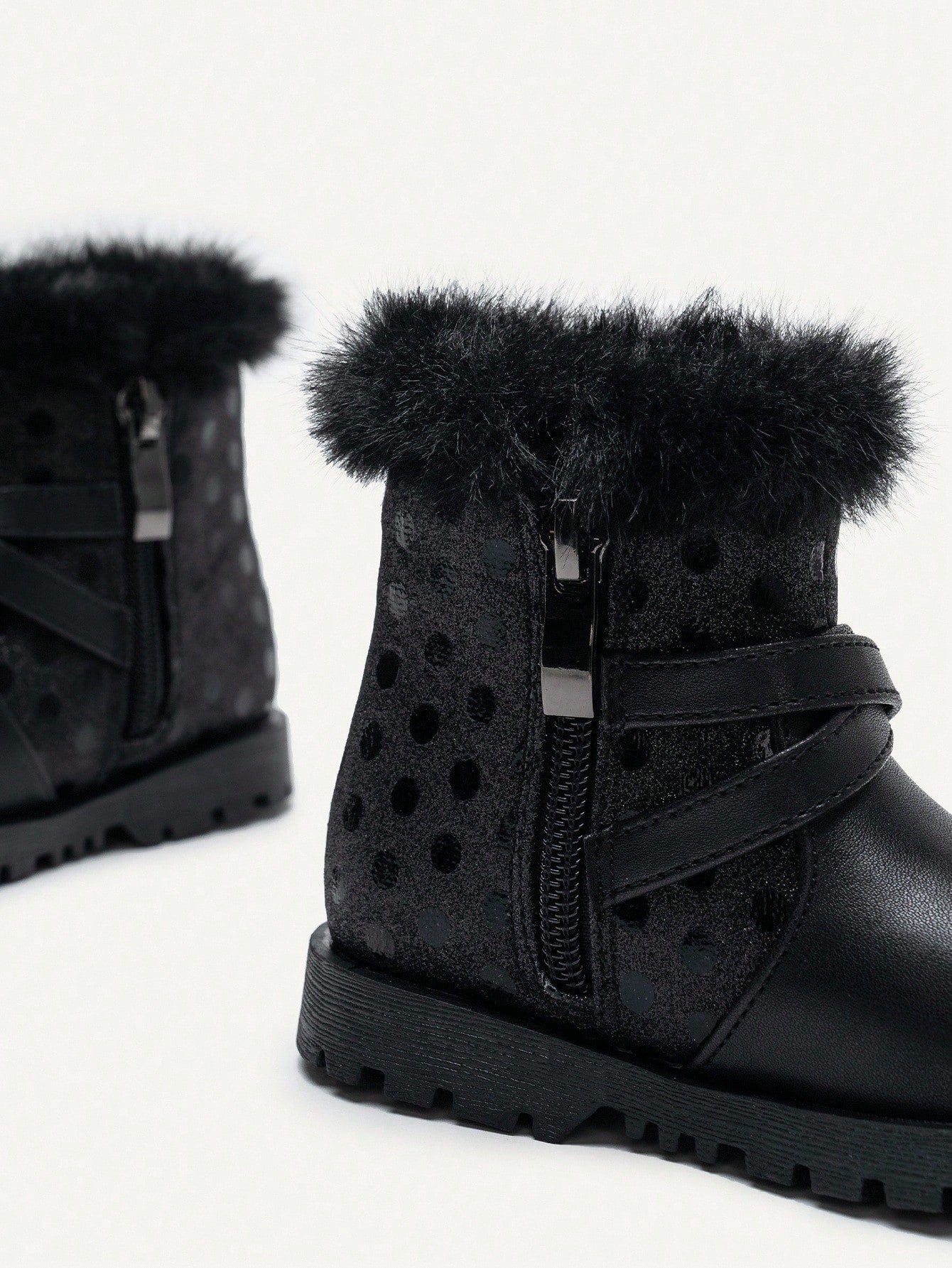 1 Pair Fashionable & Cute Plush Heart Decor Comfortable & Durable Baby Girl Ankle Boots