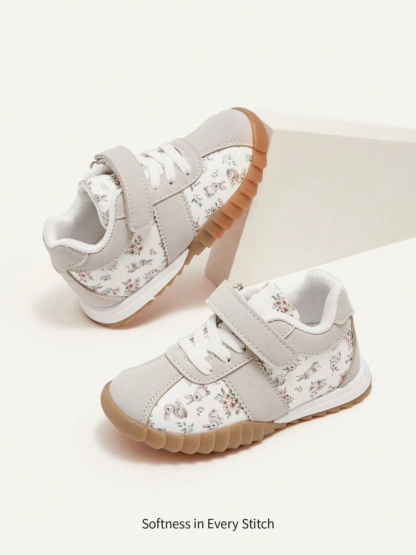 Rabbit Pattern Soft Bottom Anti-Slip Casual Sneakers For Girls