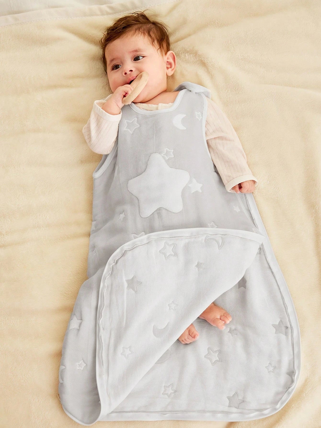 Cozy Pixies 1pc Oeko-Tex Certified Infant Star & Moon Jacquard Soft Cotton Sleeping Bag