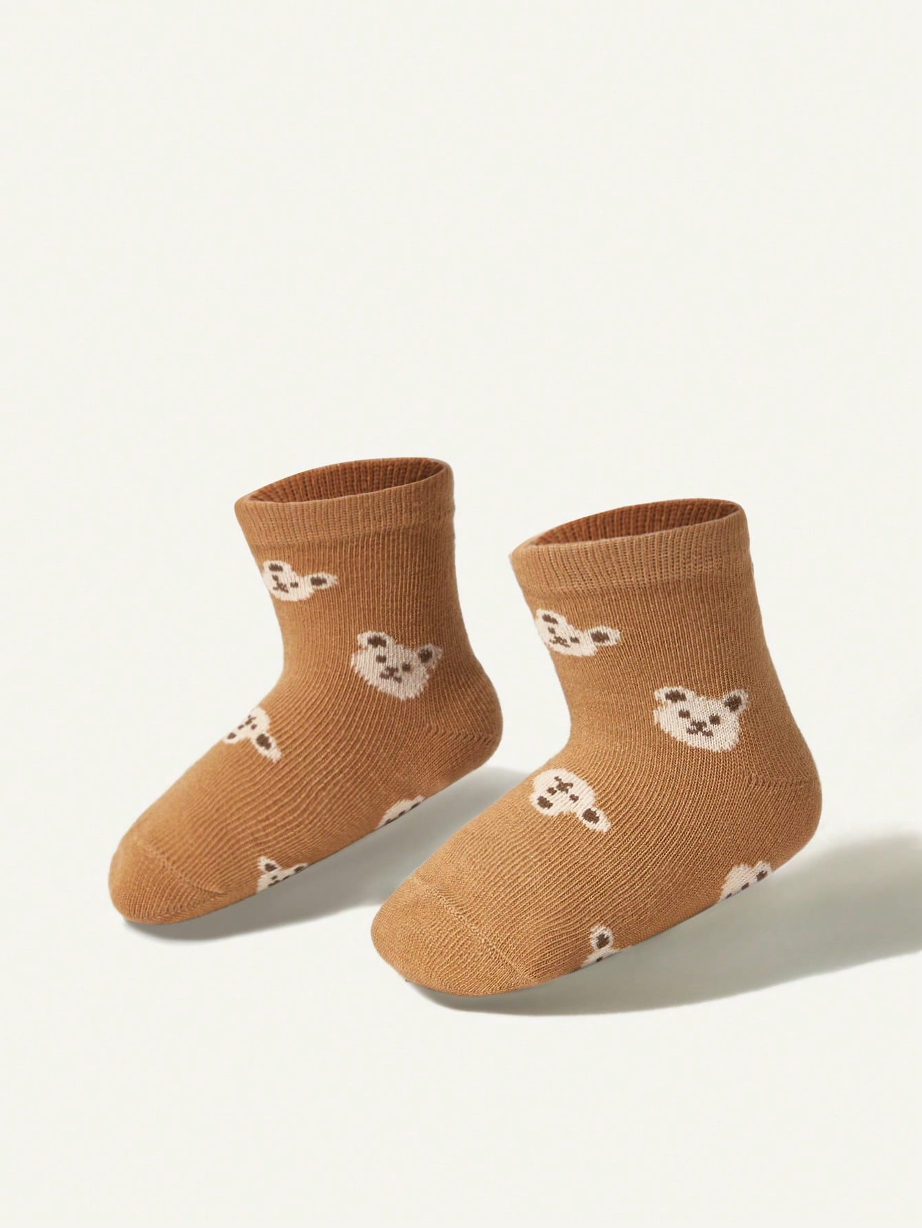 2 Pairs Cute Bear Jacquard Cotton Socks