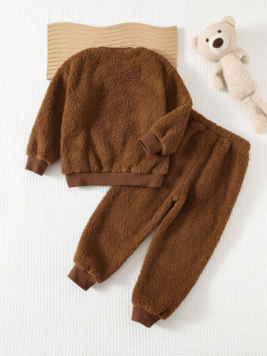 Mummy & Mee Cozy Pixies 2pcs/Set Young Boy Cartoon Bear Pattern Thermal Lined Crew Neck Long Sleeve Hoodie And Elastic Waist Ankle Length Pants Set
