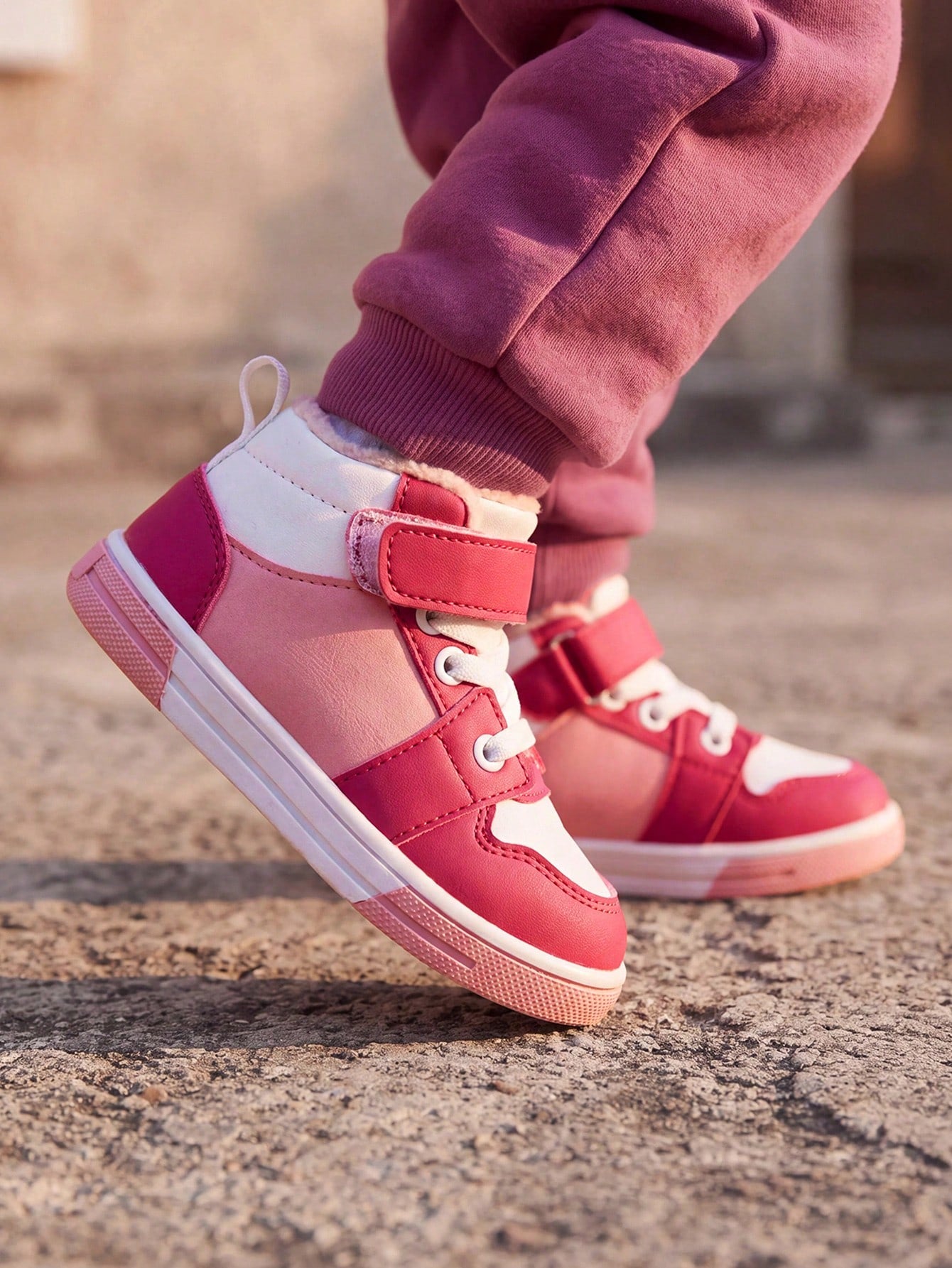 Pink Contrasting Color Girls High Top Velvet Baby Sneakers