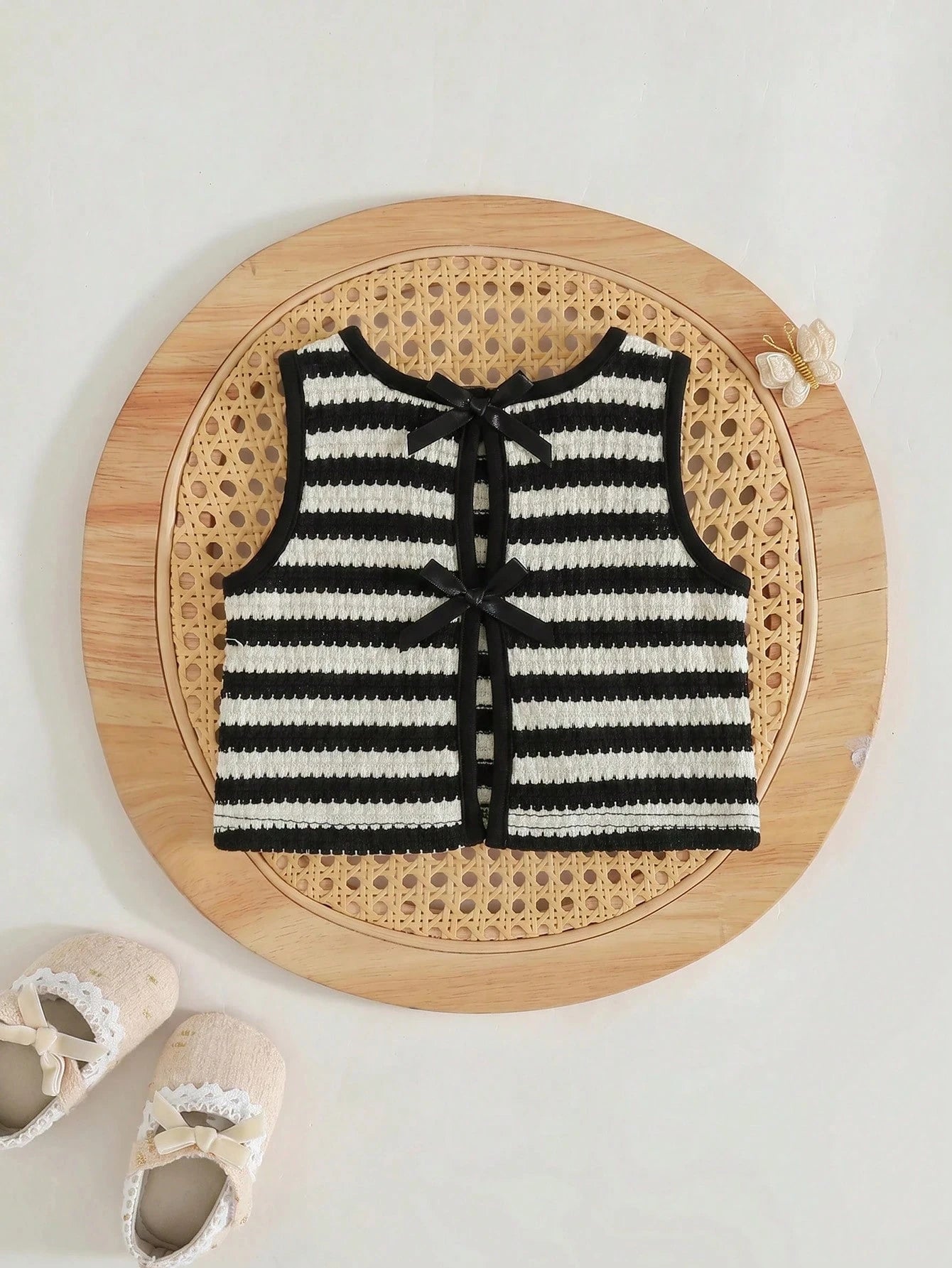 Cozy Pixies Baby Girl Decorative Bow Solid Color Round Neck Sleeveless Vest