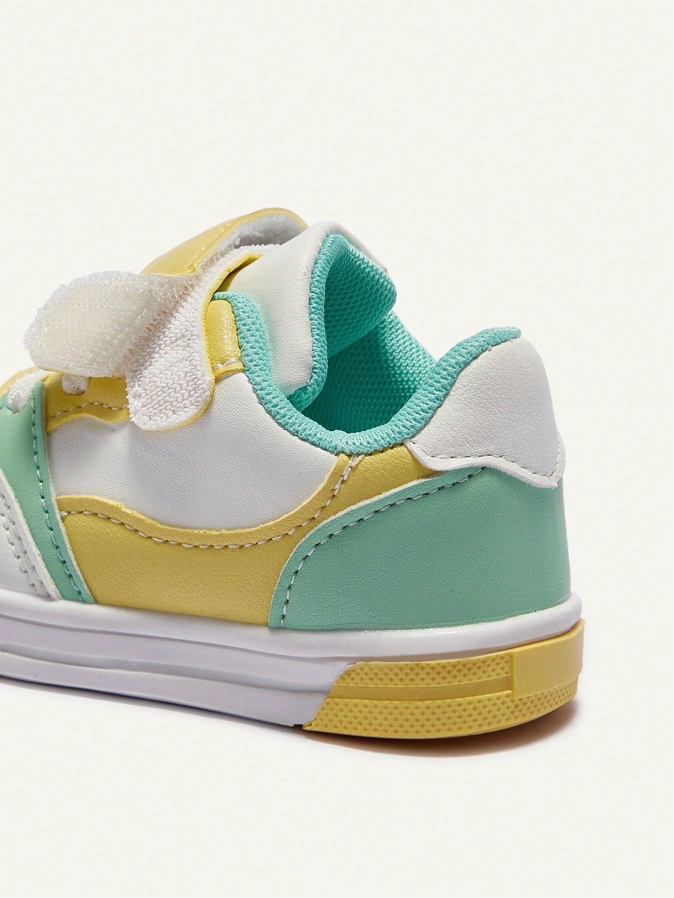 Contrast Color Yellow Green Soft Bottom Flat Bottom Baby Sneakers